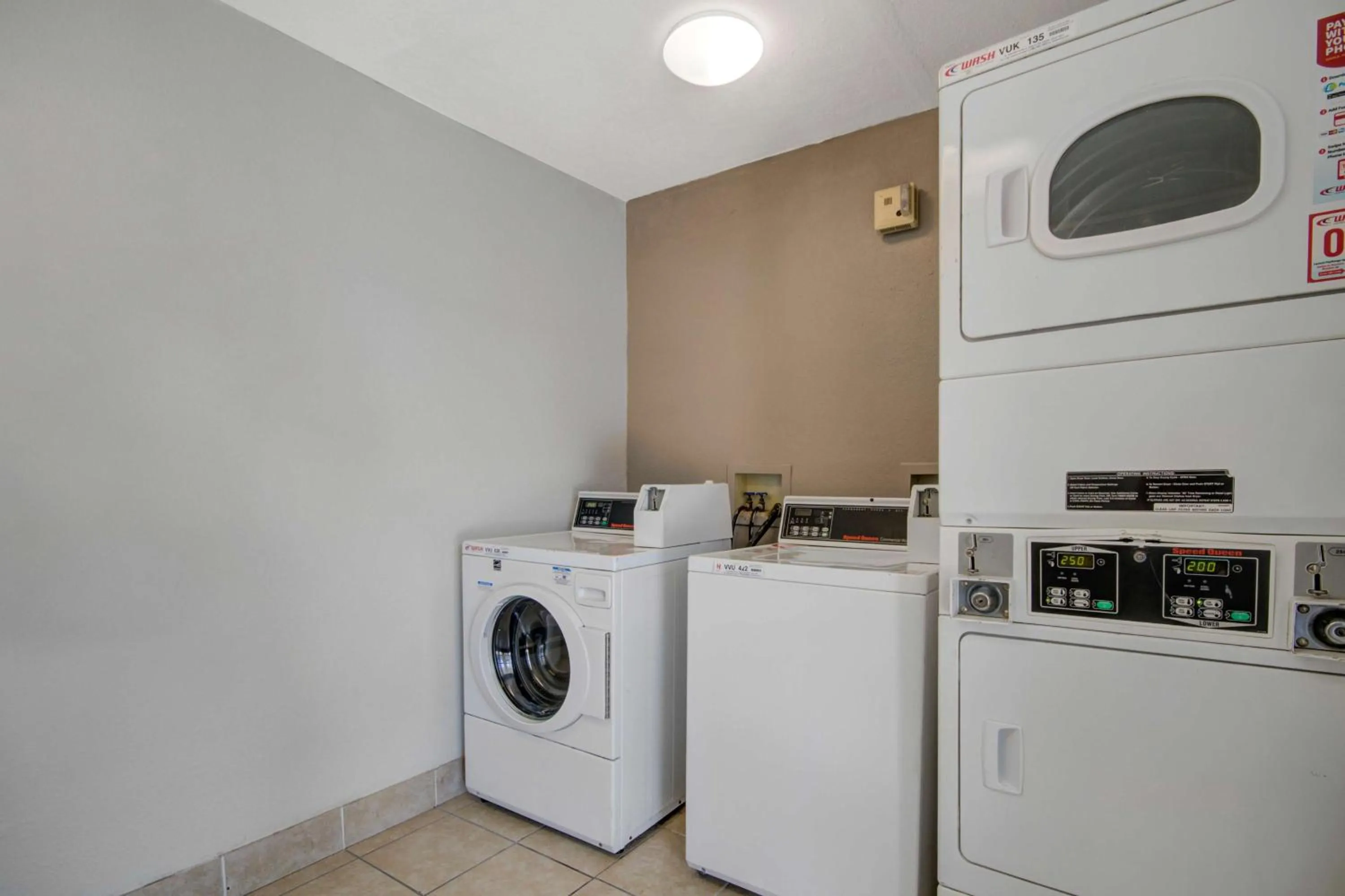 laundry in Motel 6-San Jose, CA - Airport