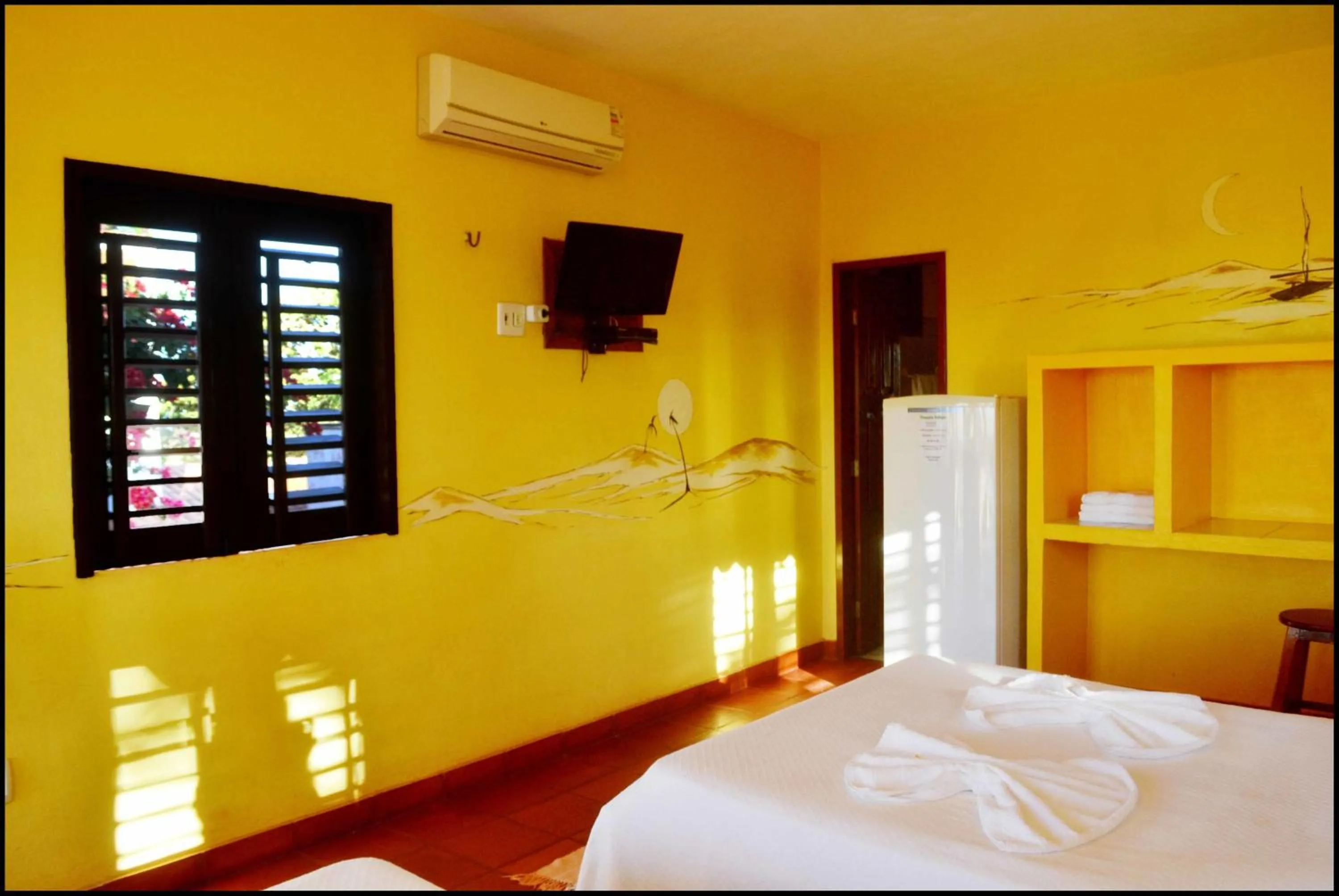 Day, Bed in Pousada Sahara