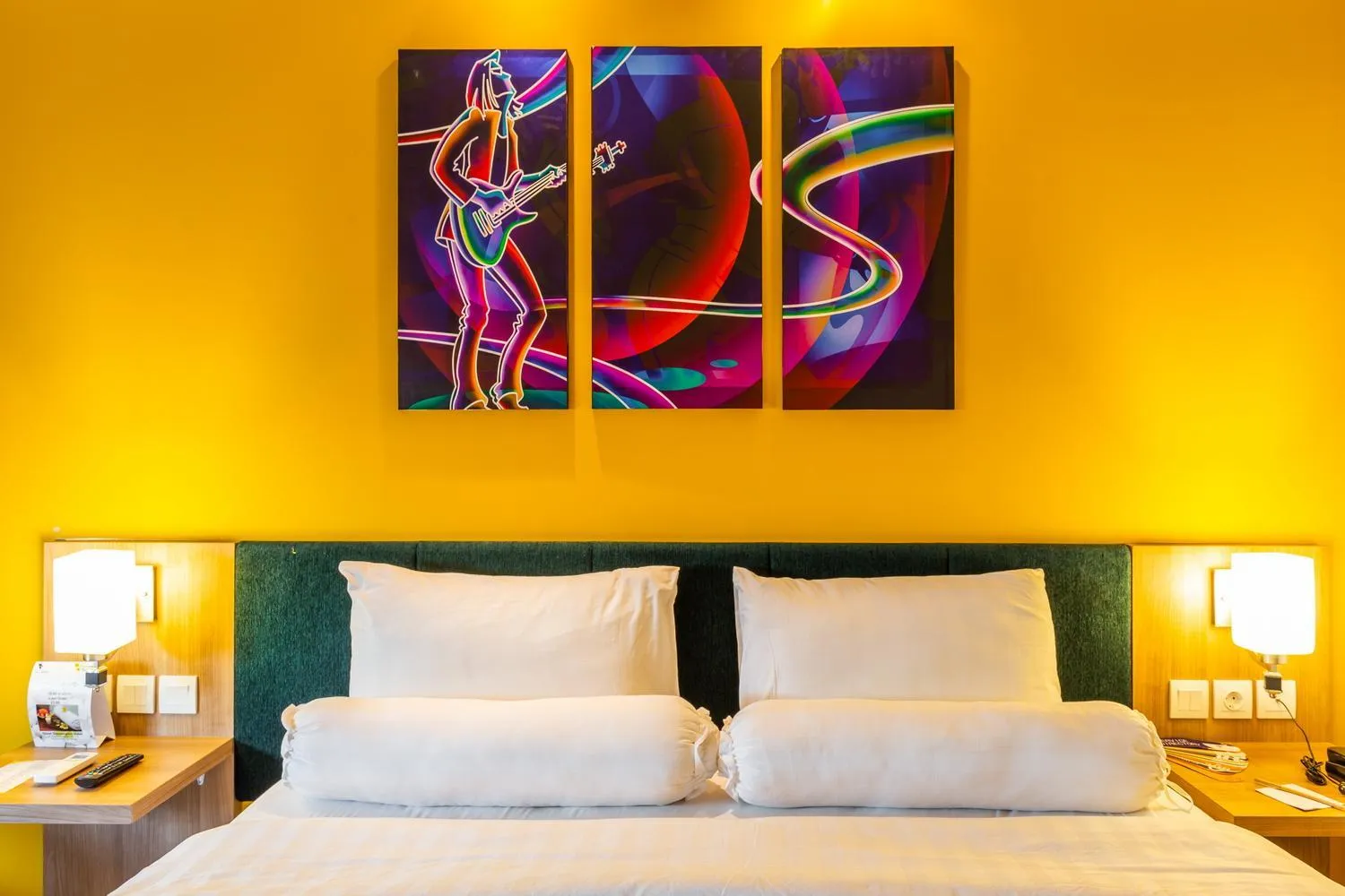 Bed in Great Diponegoro Hotel Surabaya