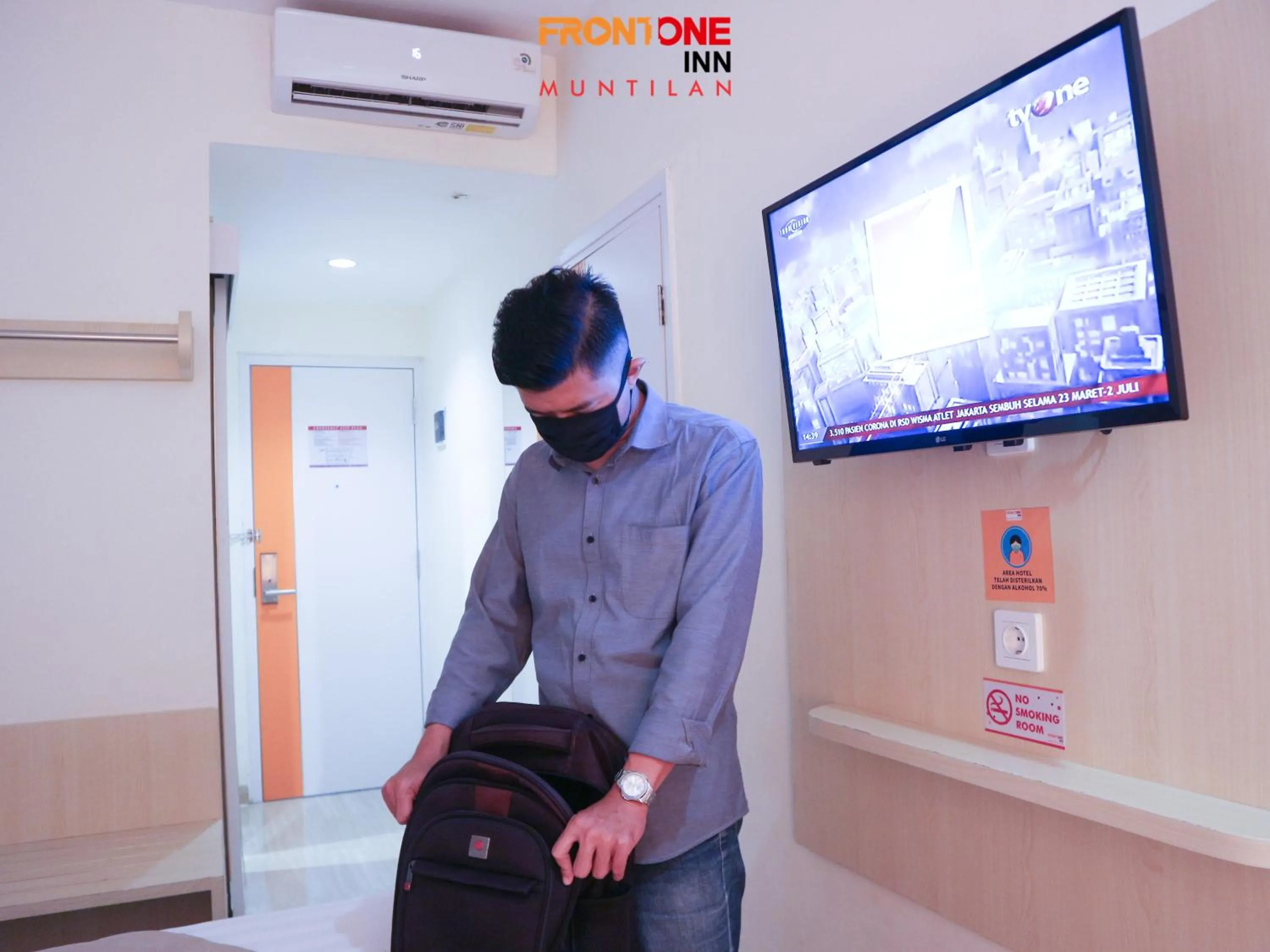 Bedroom in Front One Budget Muntilan