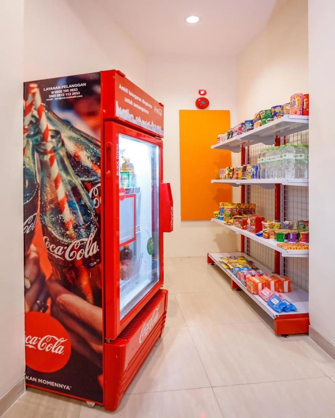 Supermarket/grocery shop in Front One Budget Muntilan