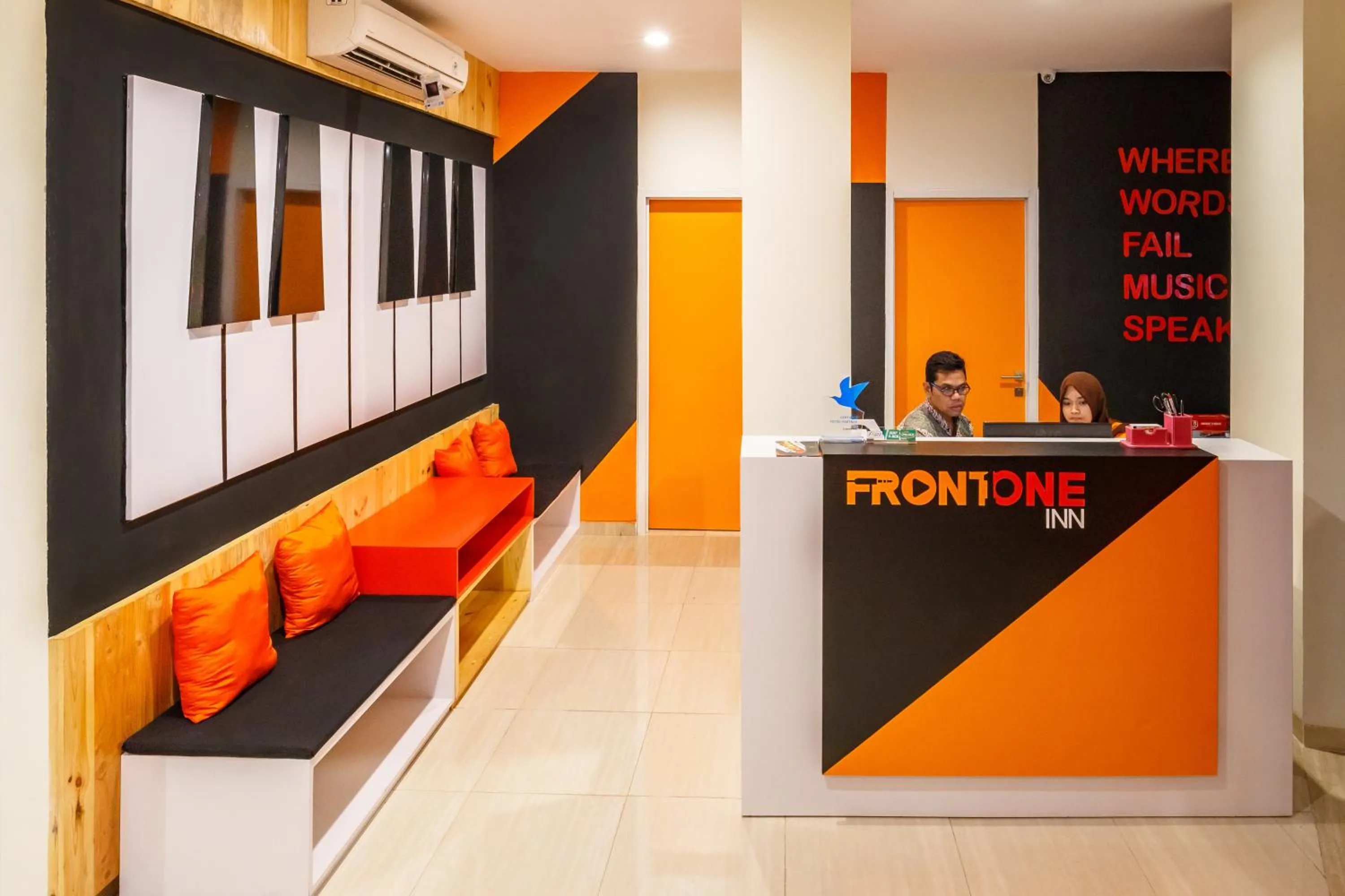 Lobby or reception in Front One Budget Muntilan