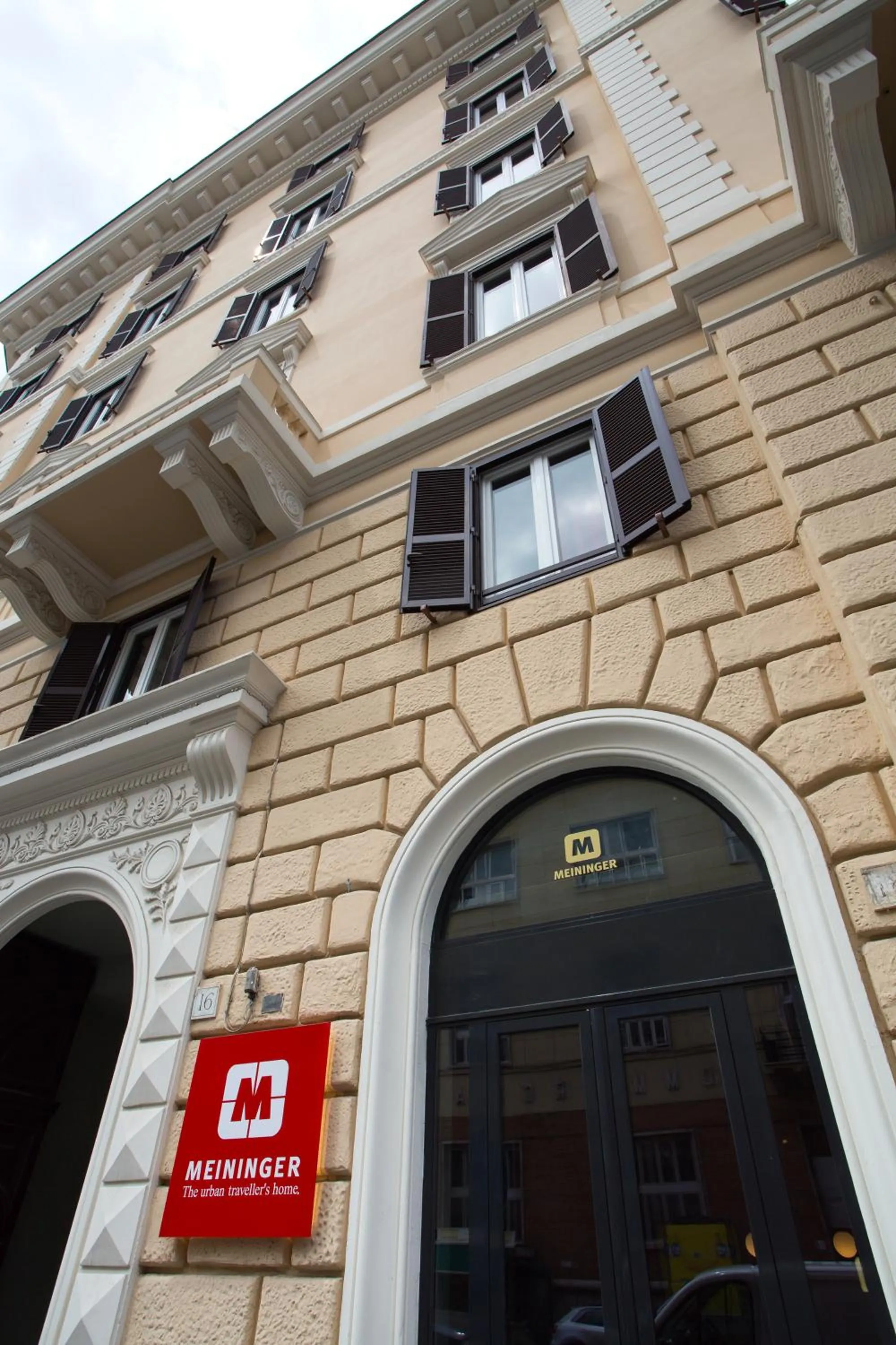 Property building in MEININGER Roma Termini