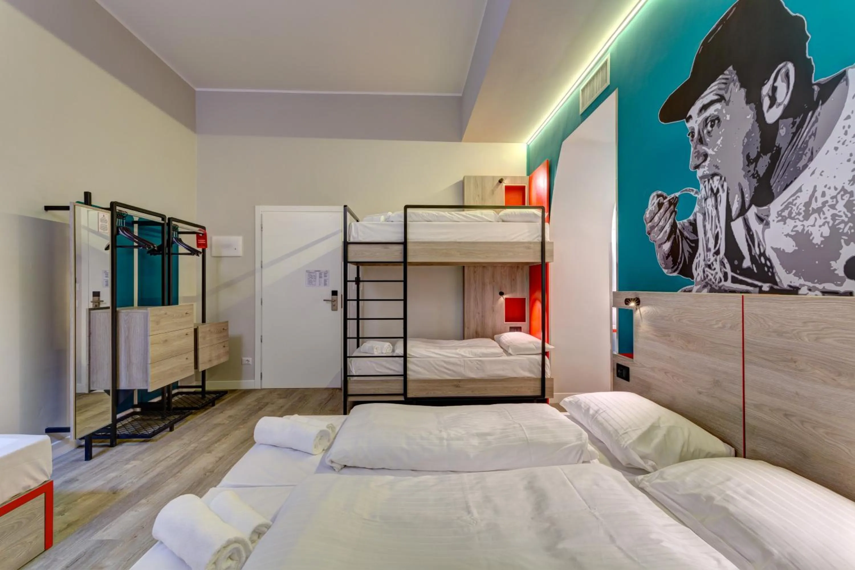 Photo of the whole room, Bed in MEININGER Roma Termini