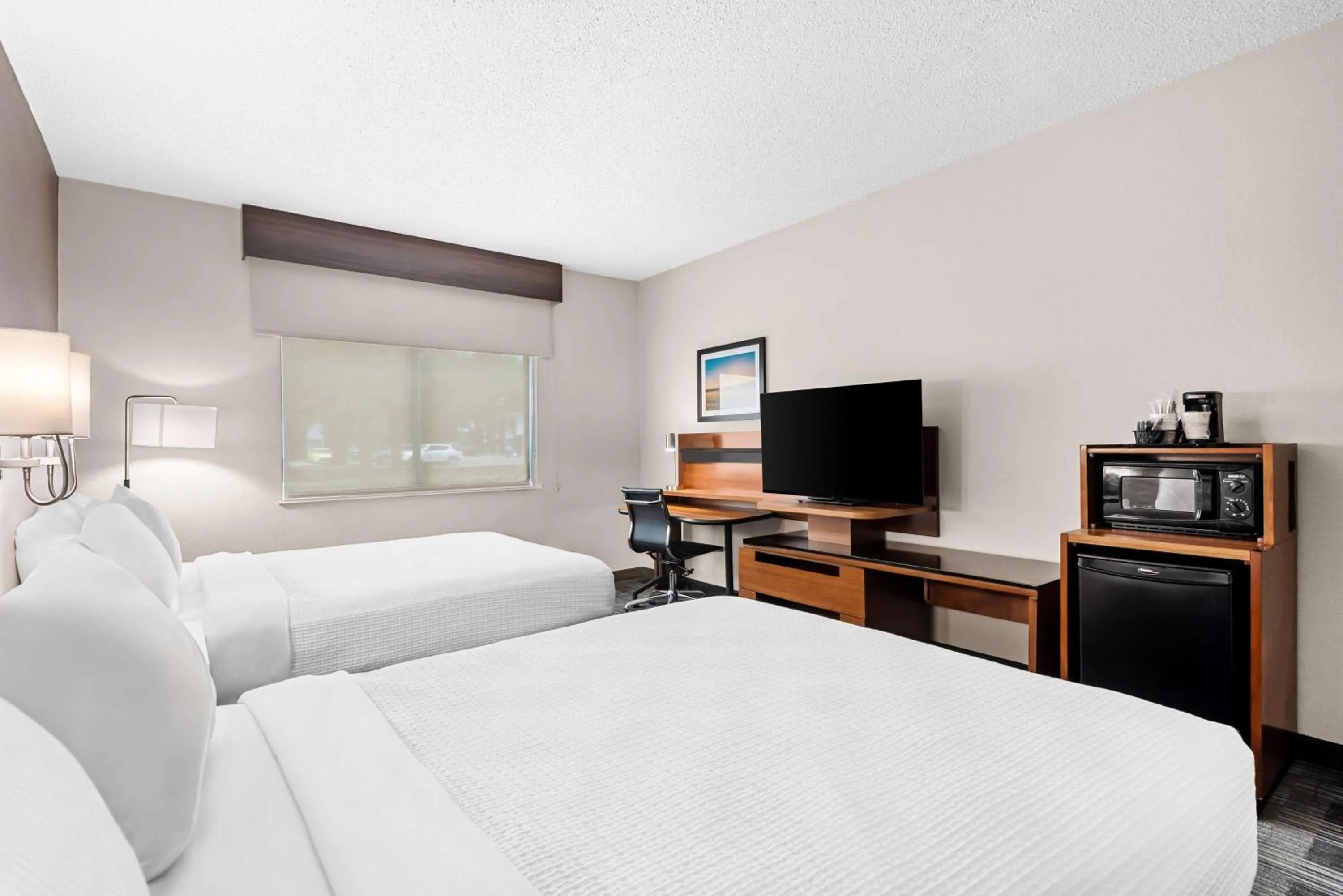 Bedroom, Bed in Best Western Ottumwa Inn & Suites