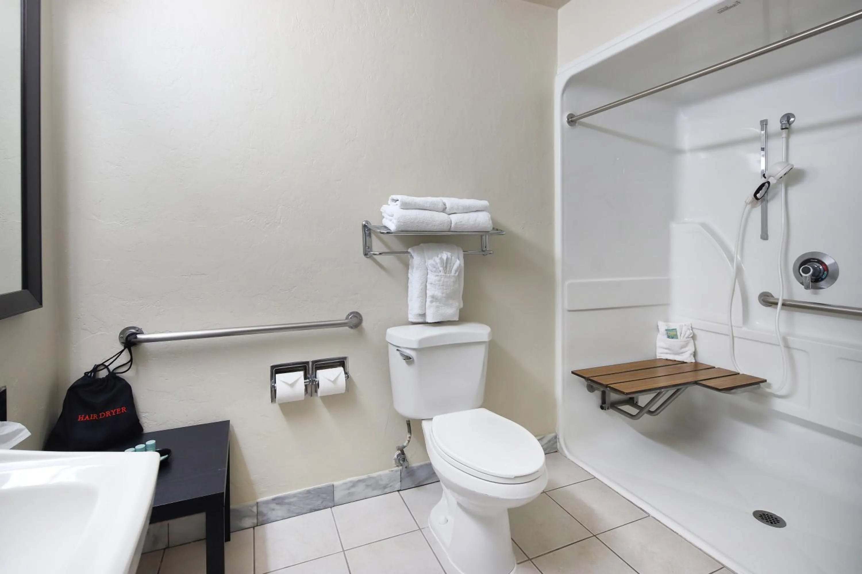 Toilet, Bathroom in Best Western Tucson Intl Airport Hotel & Suites