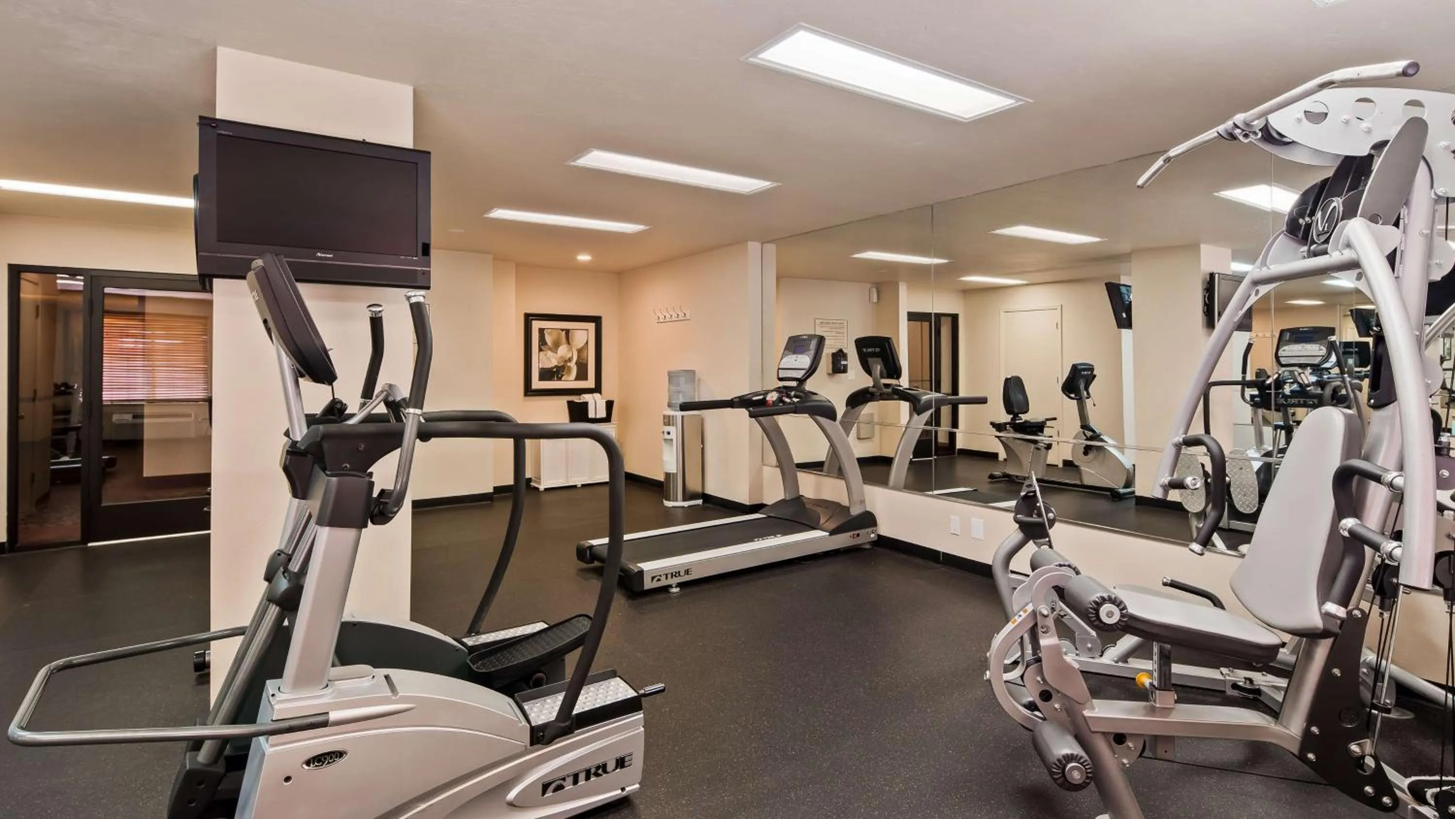 Fitness centre/facilities, Fitness Center/Facilities in Best Western Tucson Intl Airport Hotel & Suites