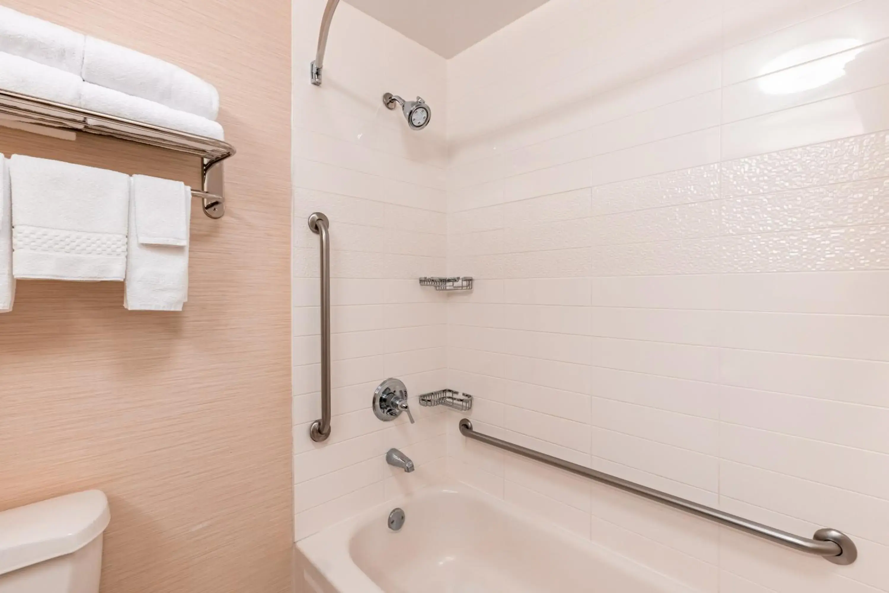 Double Room with Two Double Beds and Adapted Tub - Mobility and Hearing Accessible in Fairfield Inn Owensboro Double Room with Two Double Beds and Adapted Tub - Mobility and Hearing Accessible in Fairfield Inn Owensboro