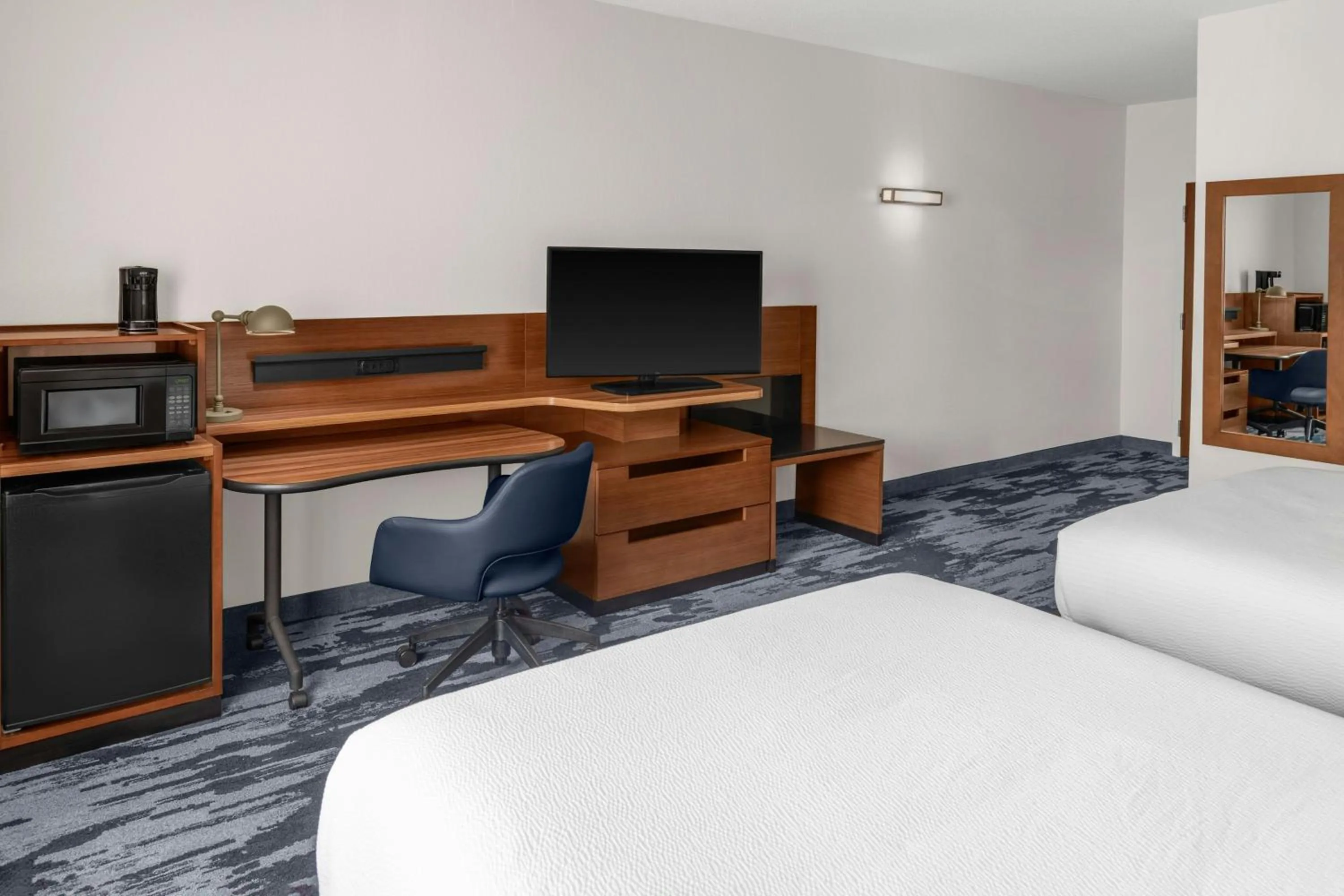 Photo of the whole room, Bed in Fairfield Inn Owensboro