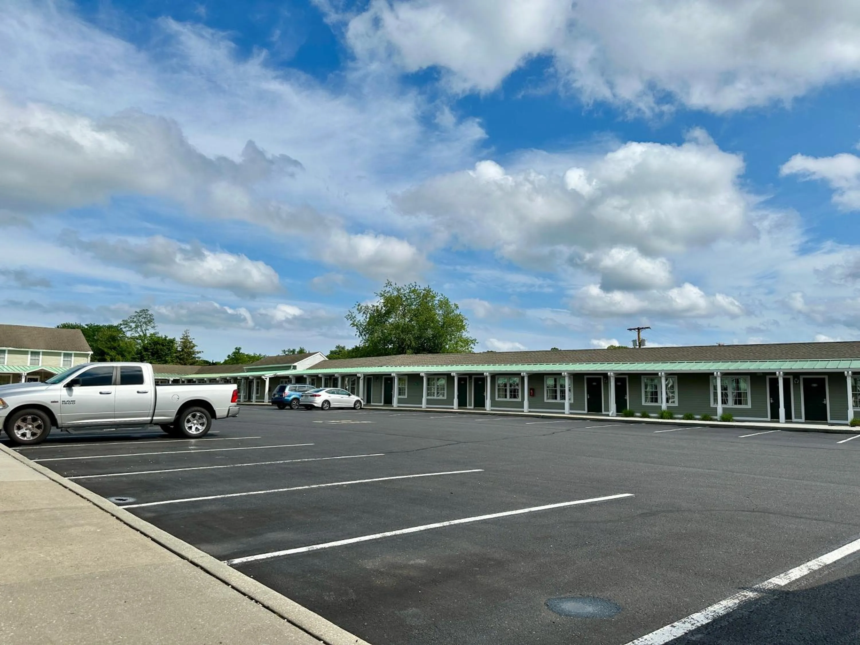 Property building in Sea Girt Lodge