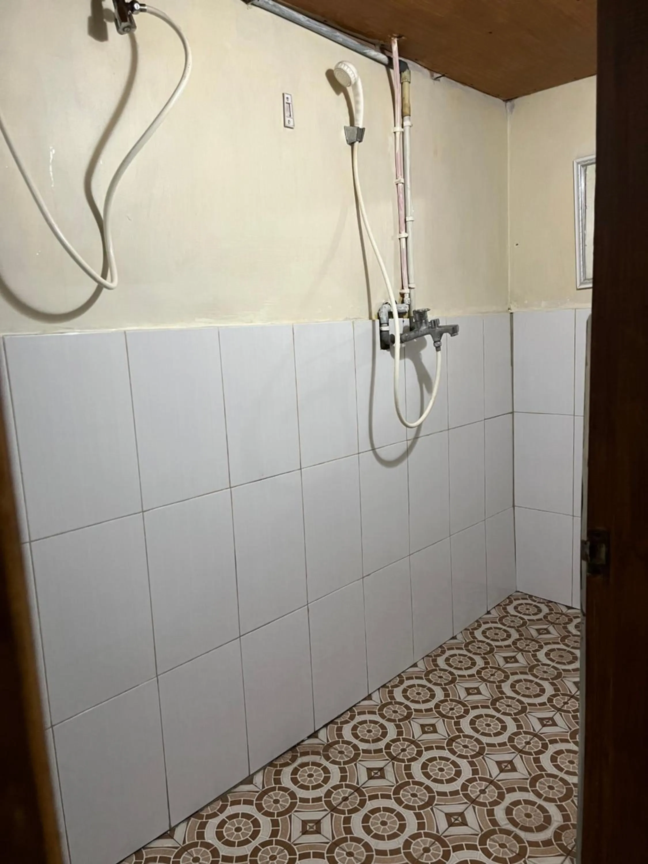 Shower in Bali Sunrise Camp & Glamping