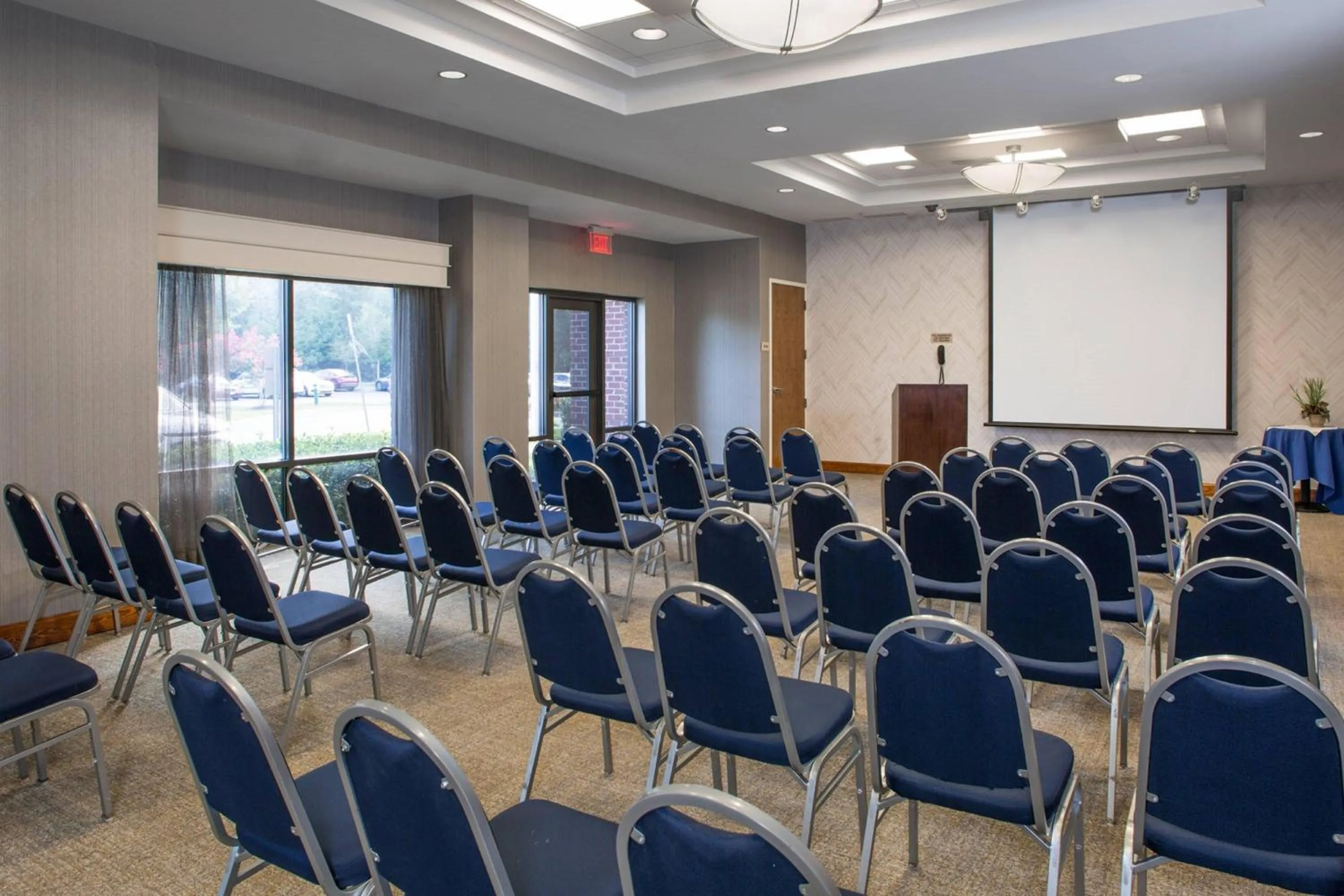 Meeting/conference room in SpringHill Suites Hampton