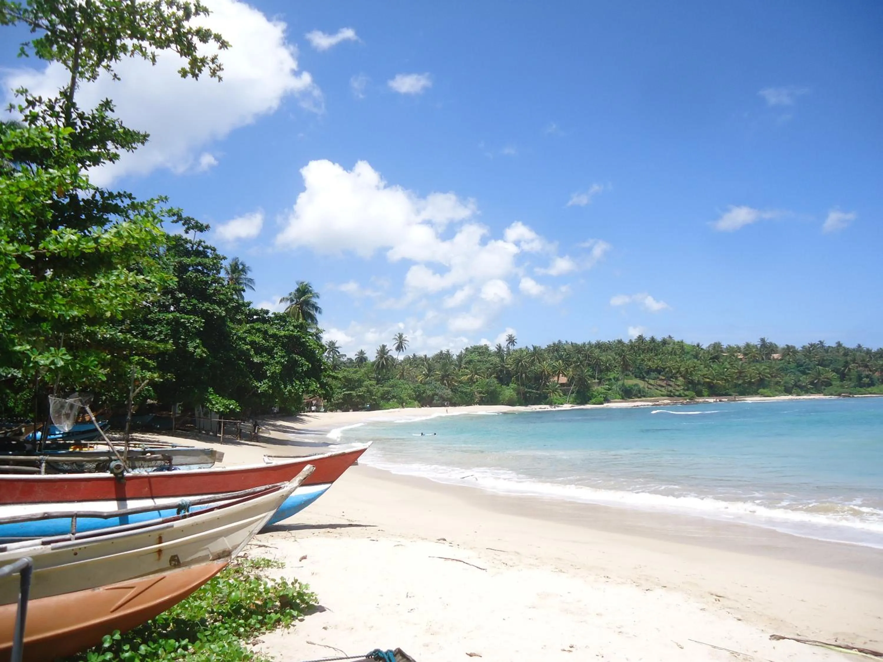 Beach in Sea Port Hiriketiya