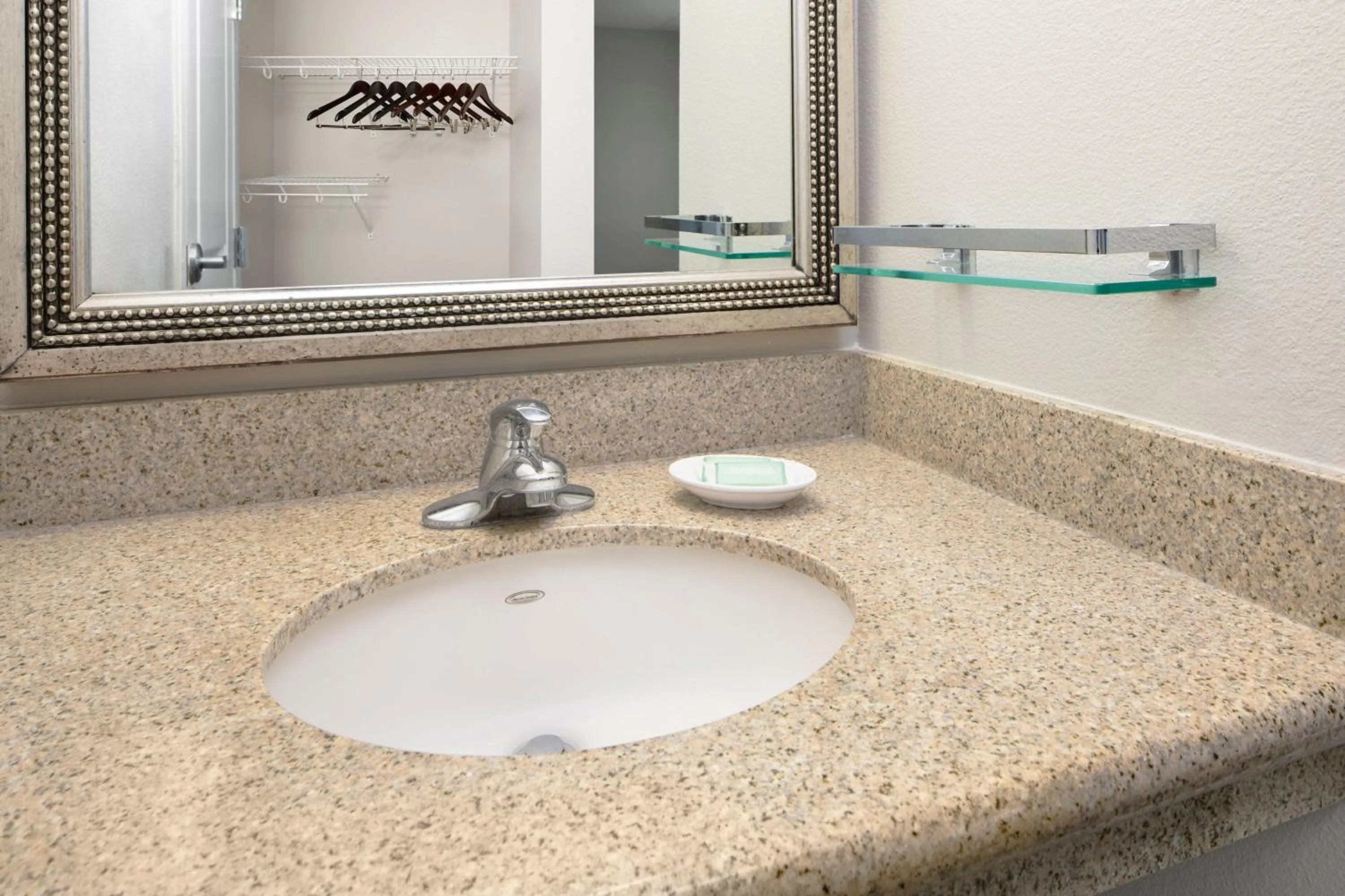 Bedroom in Residence Inn Newport News Airport