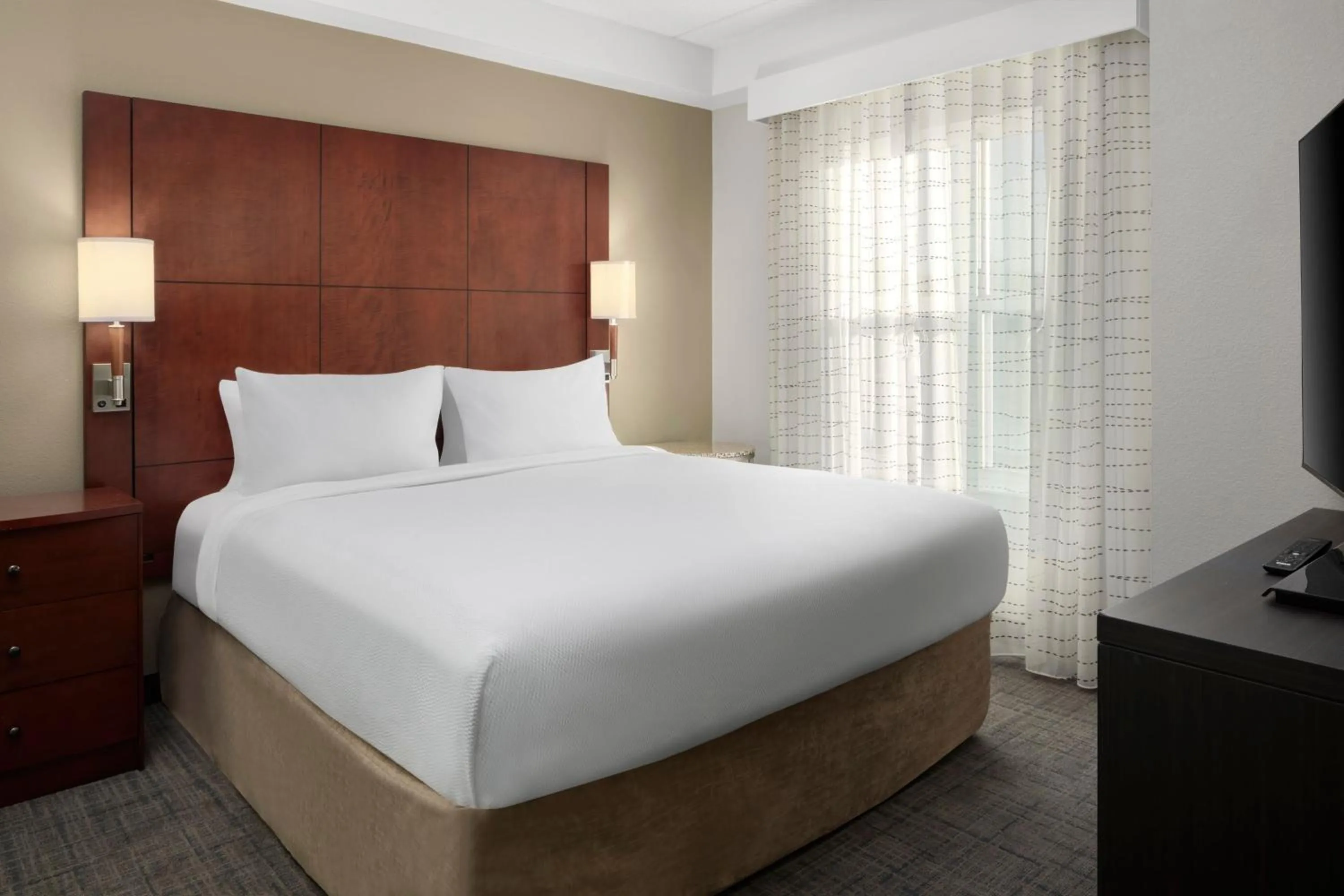 Bedroom, Bed in Residence Inn Newport News Airport