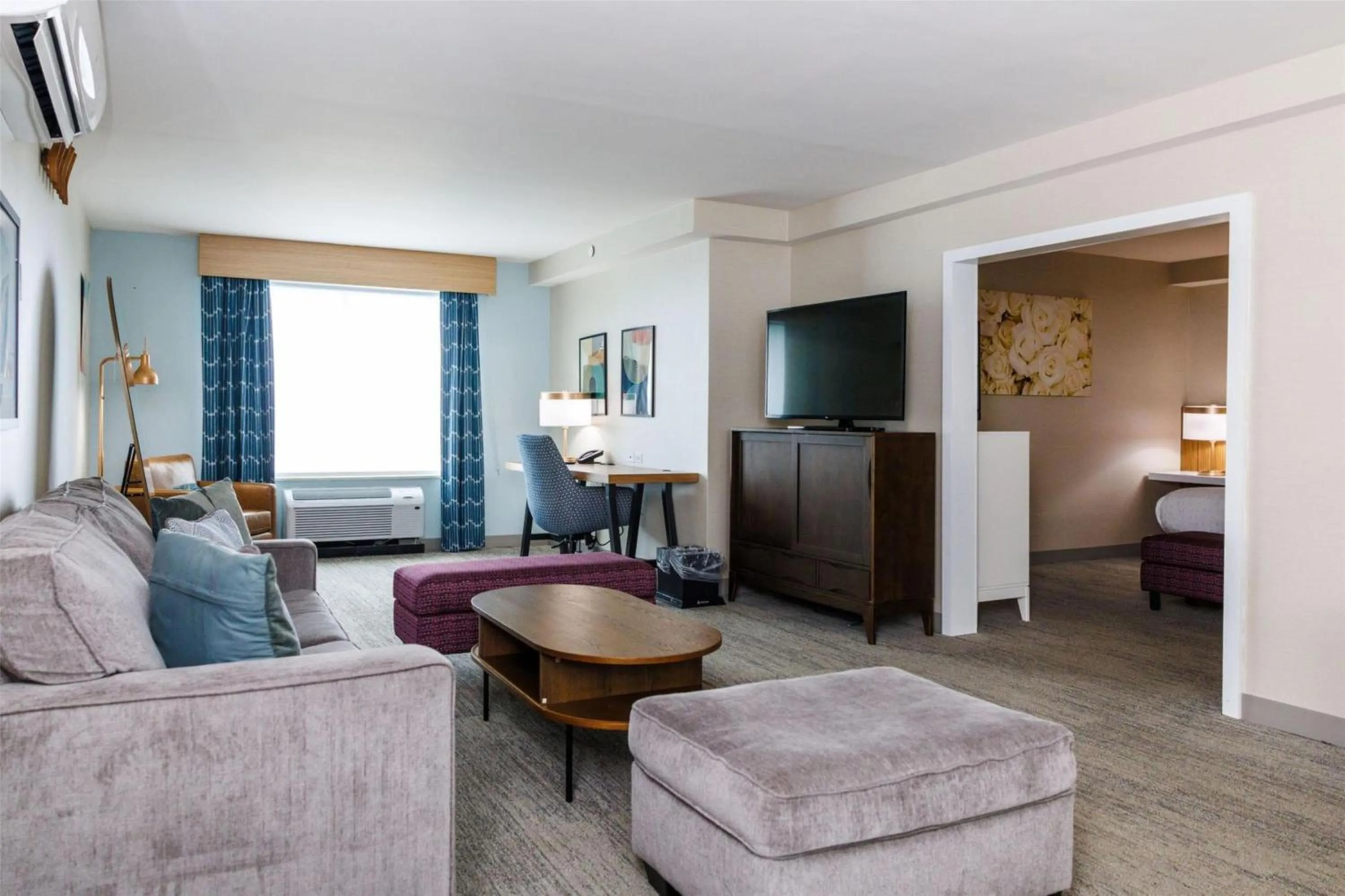 Living room in Hilton Garden Inn New York/Staten Island