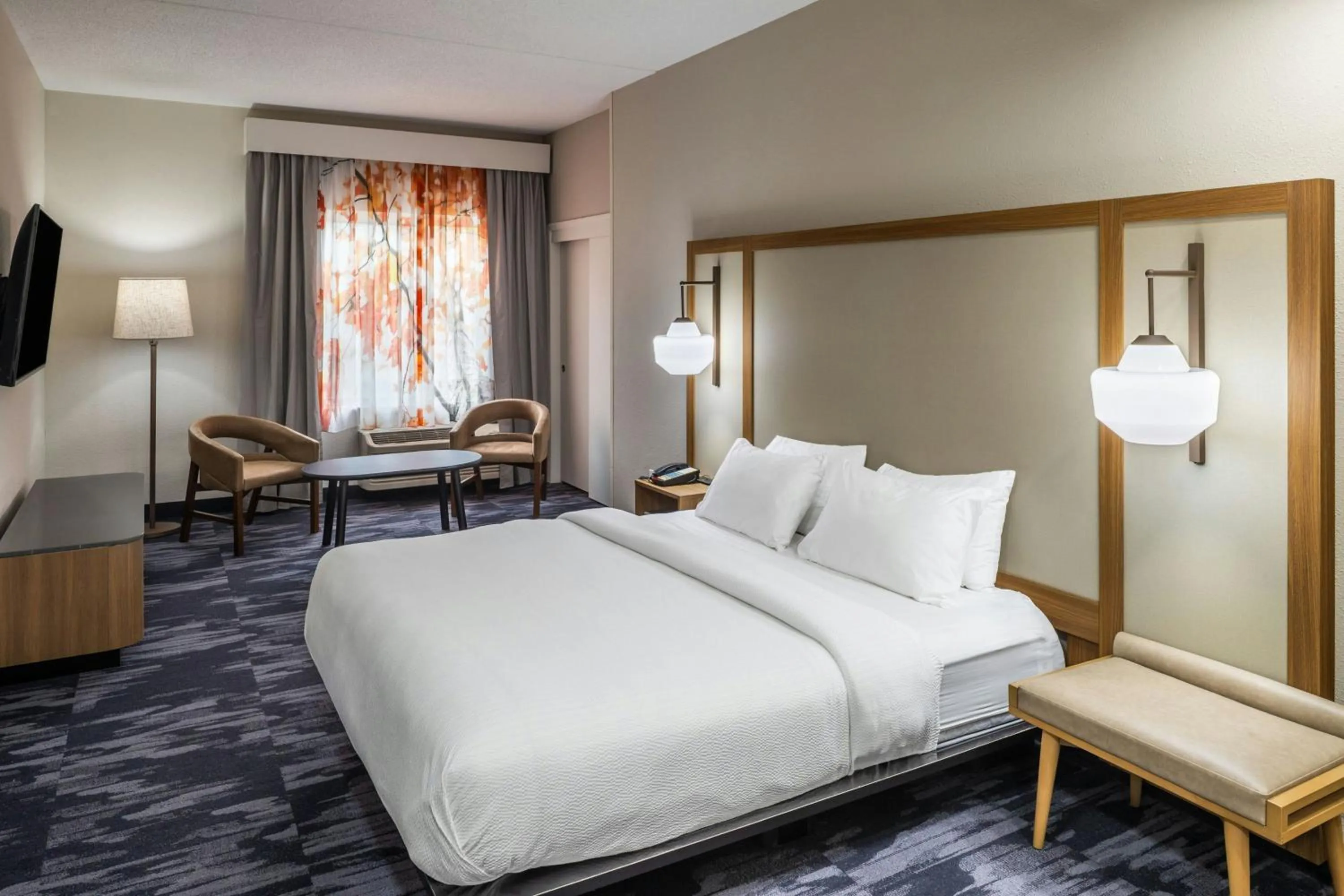 Photo of the whole room, Bed in Fairfield Inn & Suites Butler