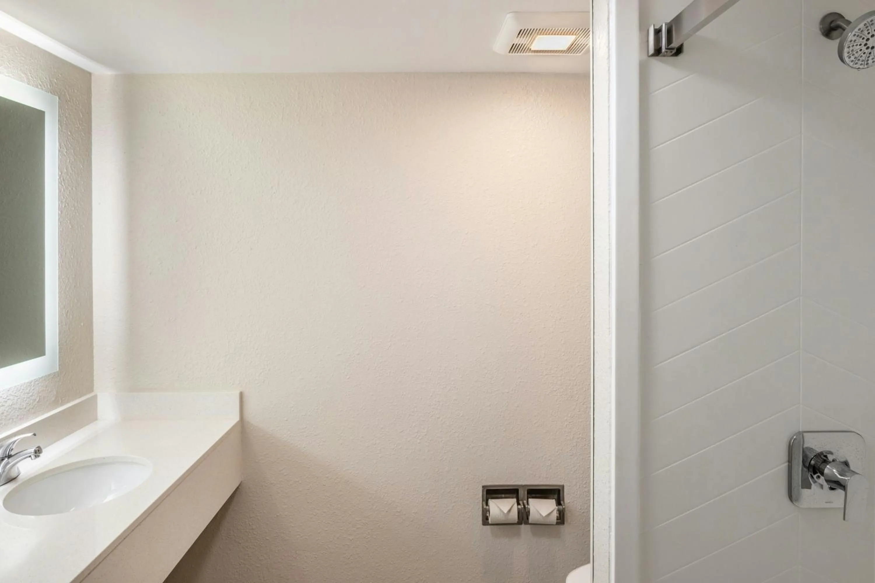 Bathroom in Fairfield Inn & Suites Butler