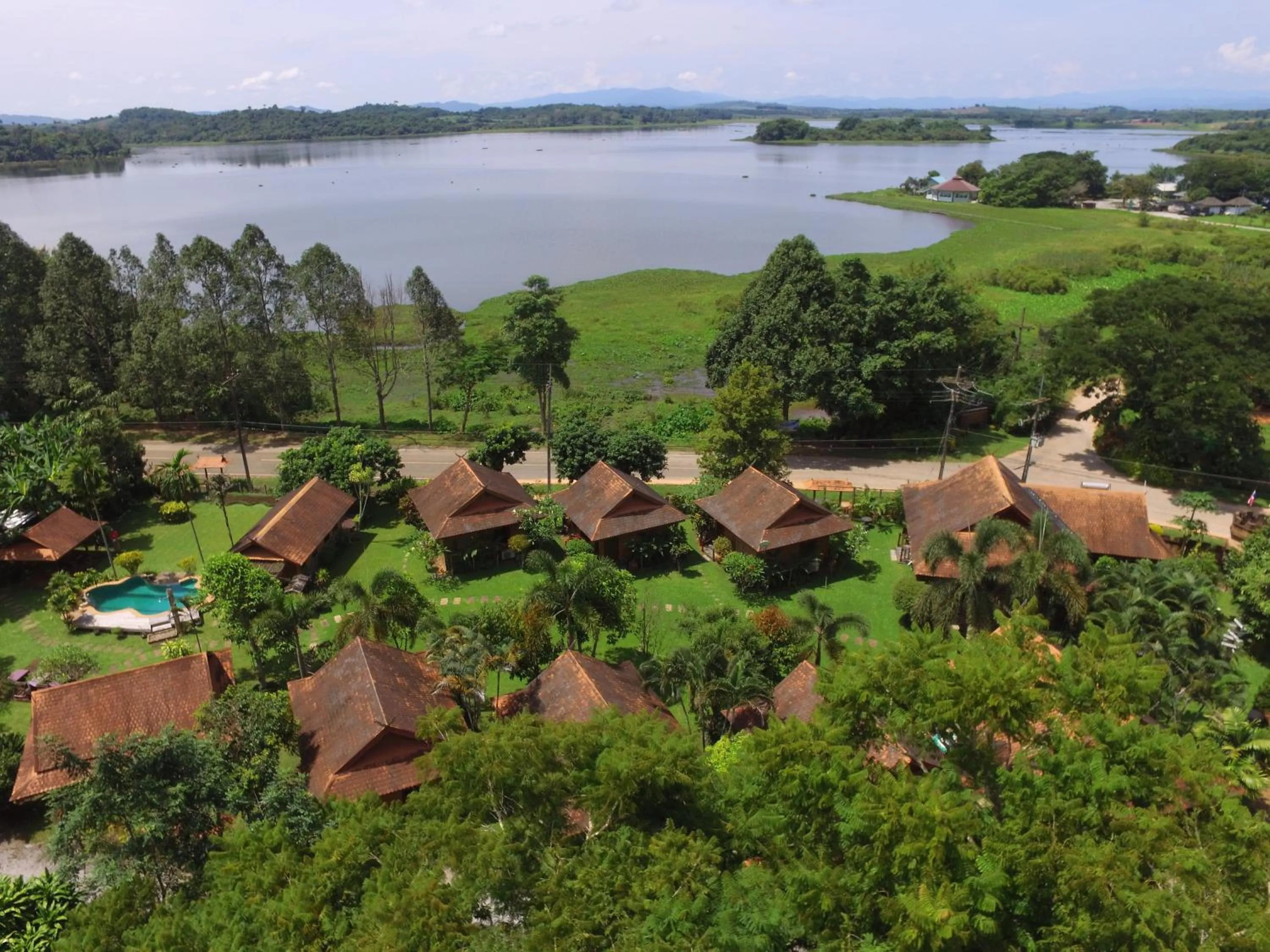 Property building in Viang Yonok Hotel, Restaurant, Sports Club