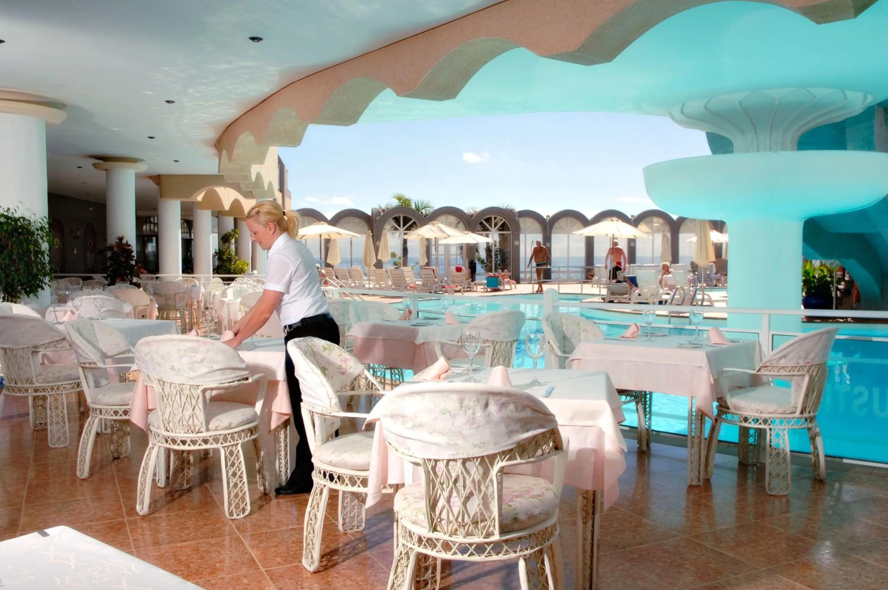 Restaurant/places to eat in Hotel San Agustin Beach Club