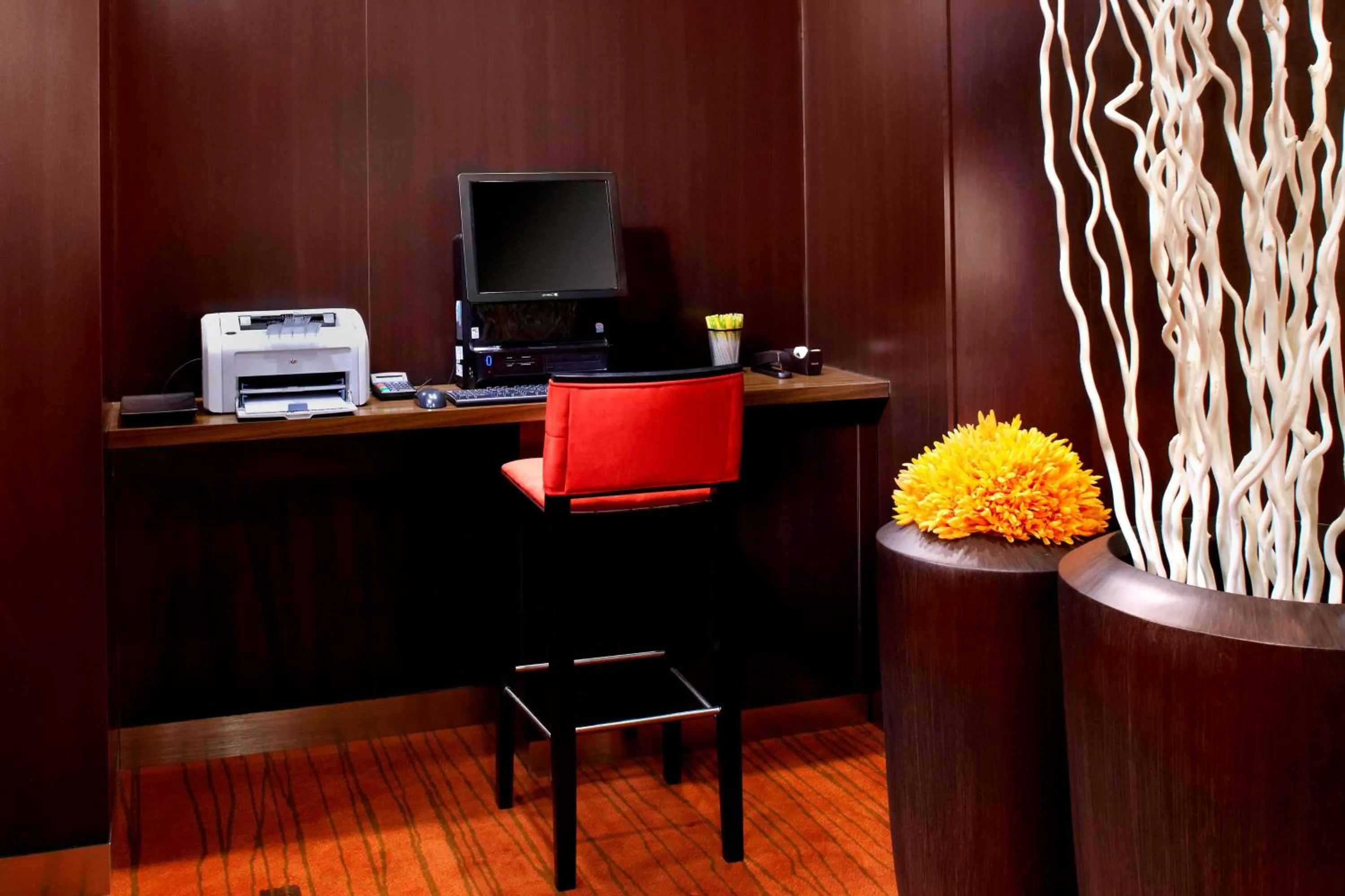 Business facilities in Courtyard by Marriott Pittsburgh West Homestead Waterfront