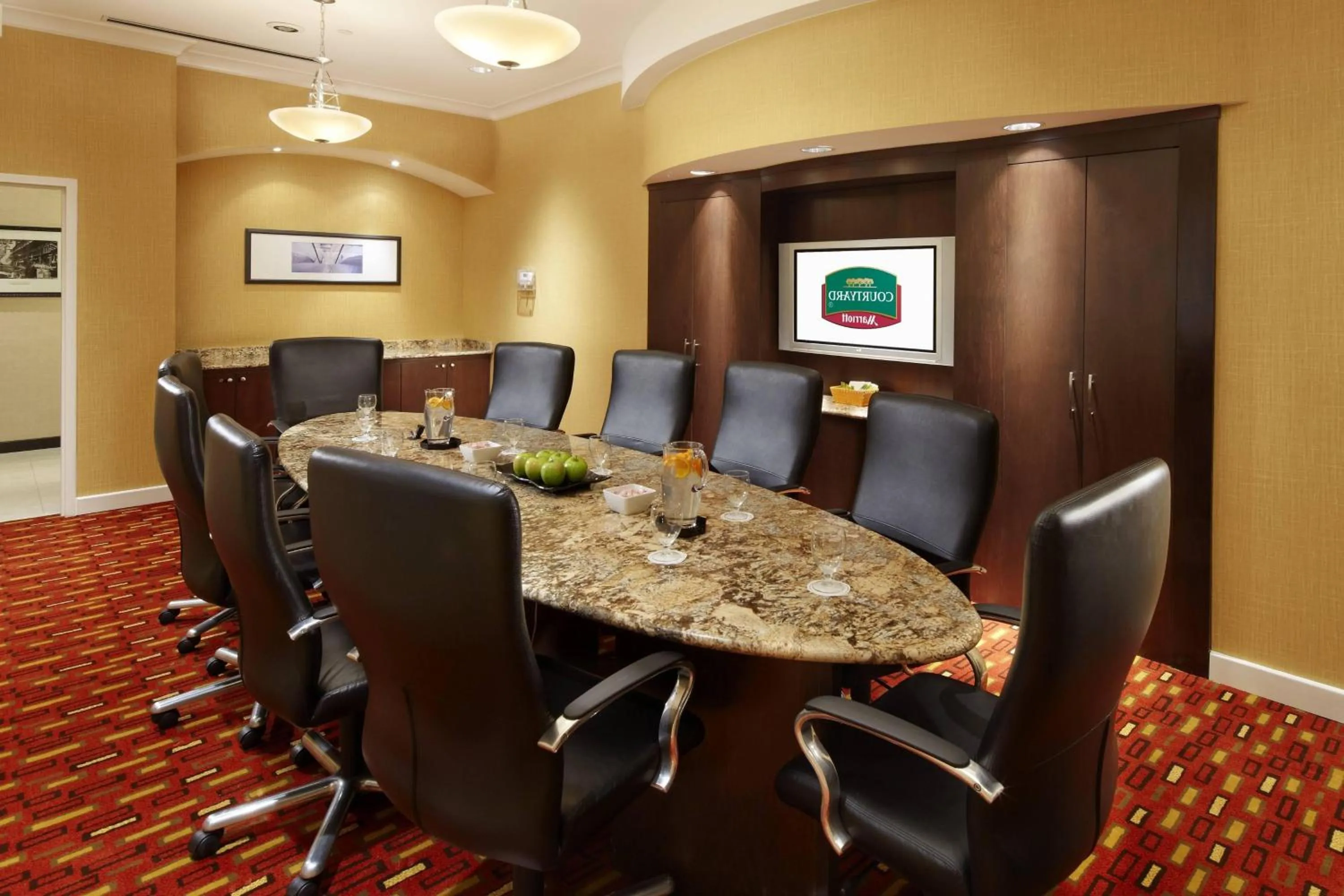 Meeting/conference room in Courtyard by Marriott Pittsburgh West Homestead Waterfront