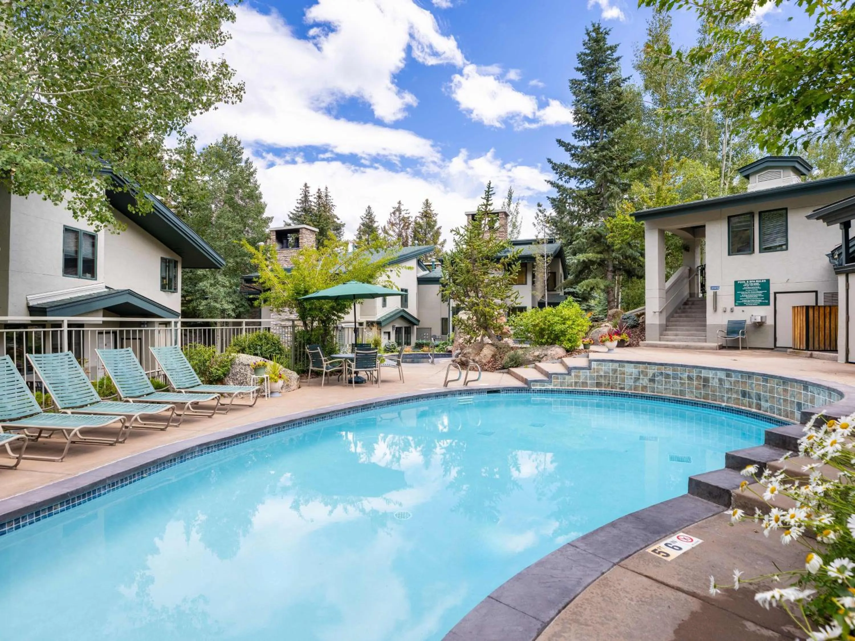 Tamarack Townhomes - CoralTree Residence Collection