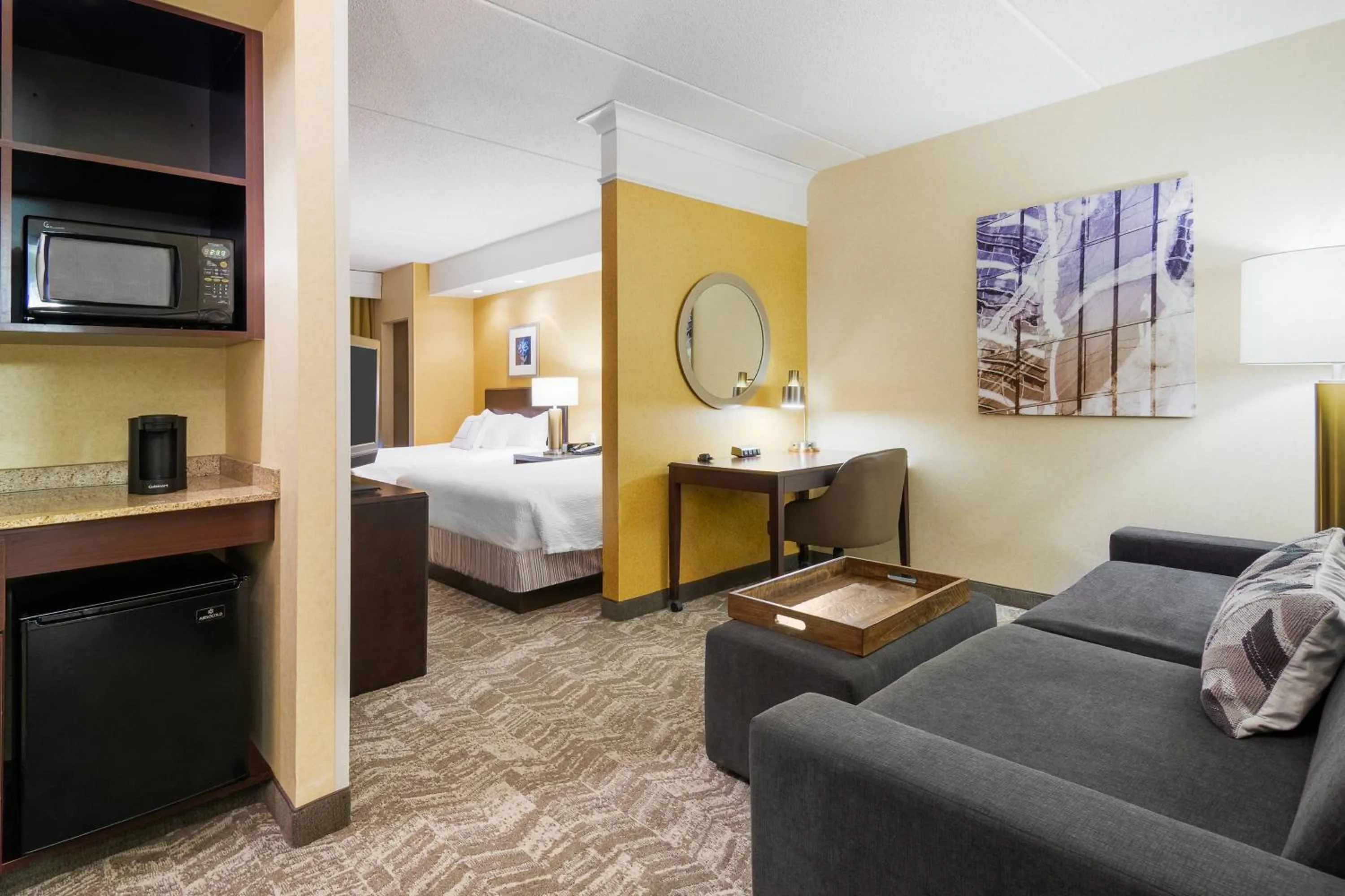 Bedroom, Bed in SpringHill Suites by Marriott Wheeling Triadelphia Area
