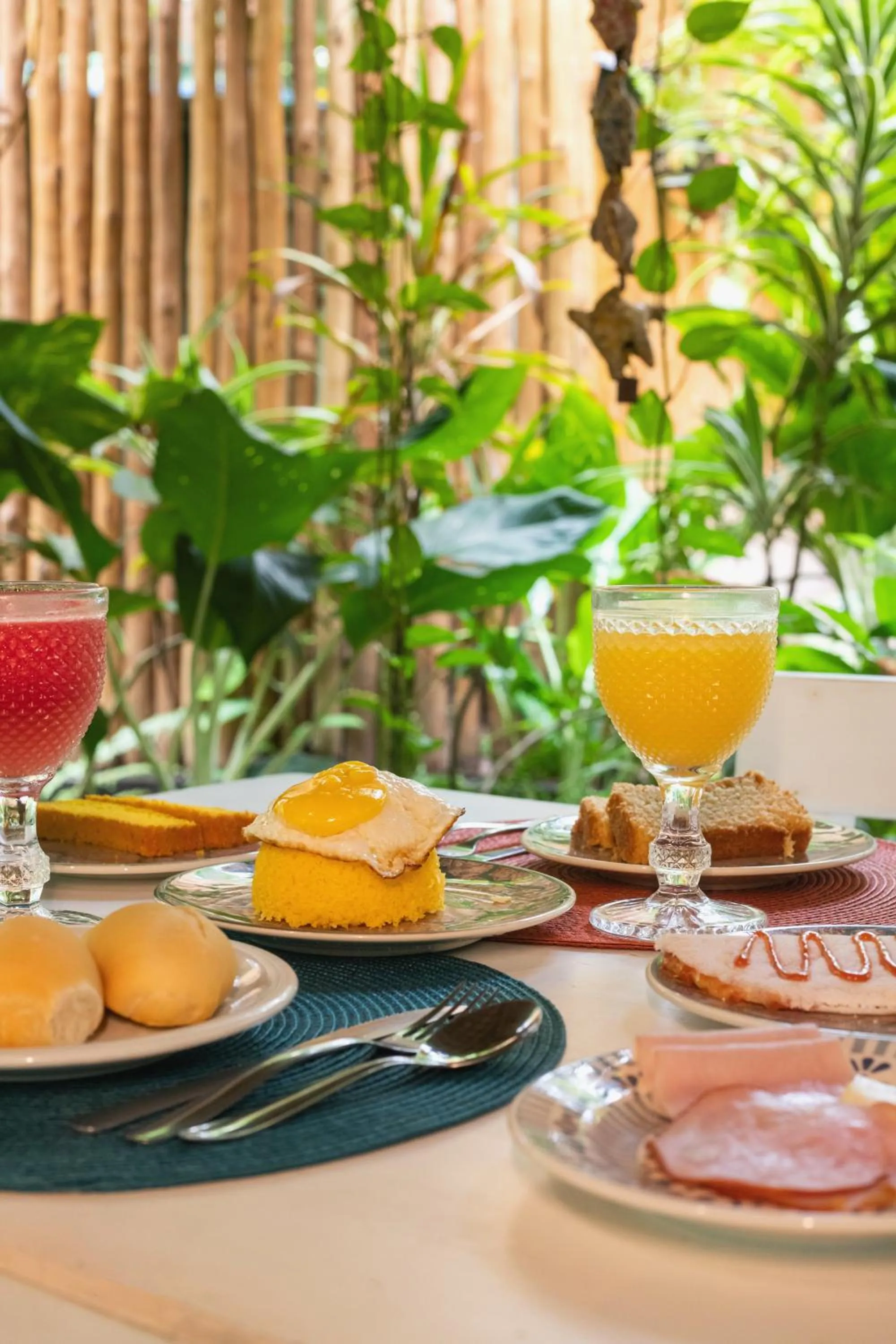 Breakfast in Pousada Vila do Dengo