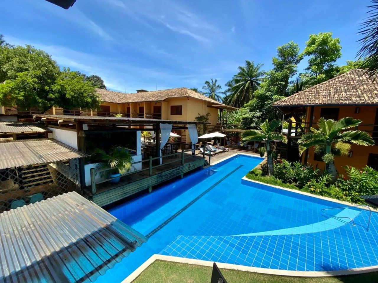 Pool view in Pousada Vila do Dengo