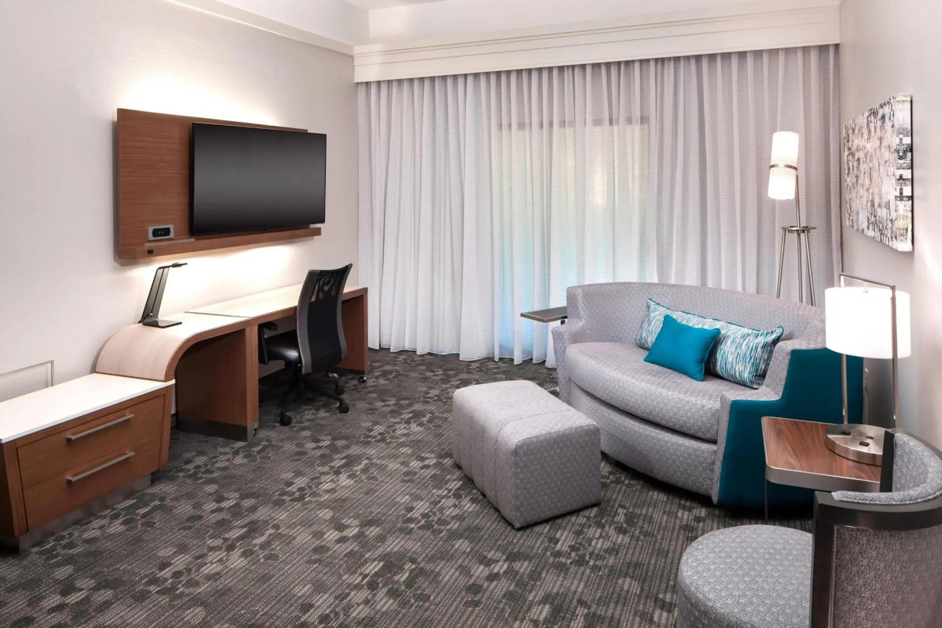 King Suite in Courtyard by Marriott Pensacola King Suite in Courtyard by Marriott Pensacola