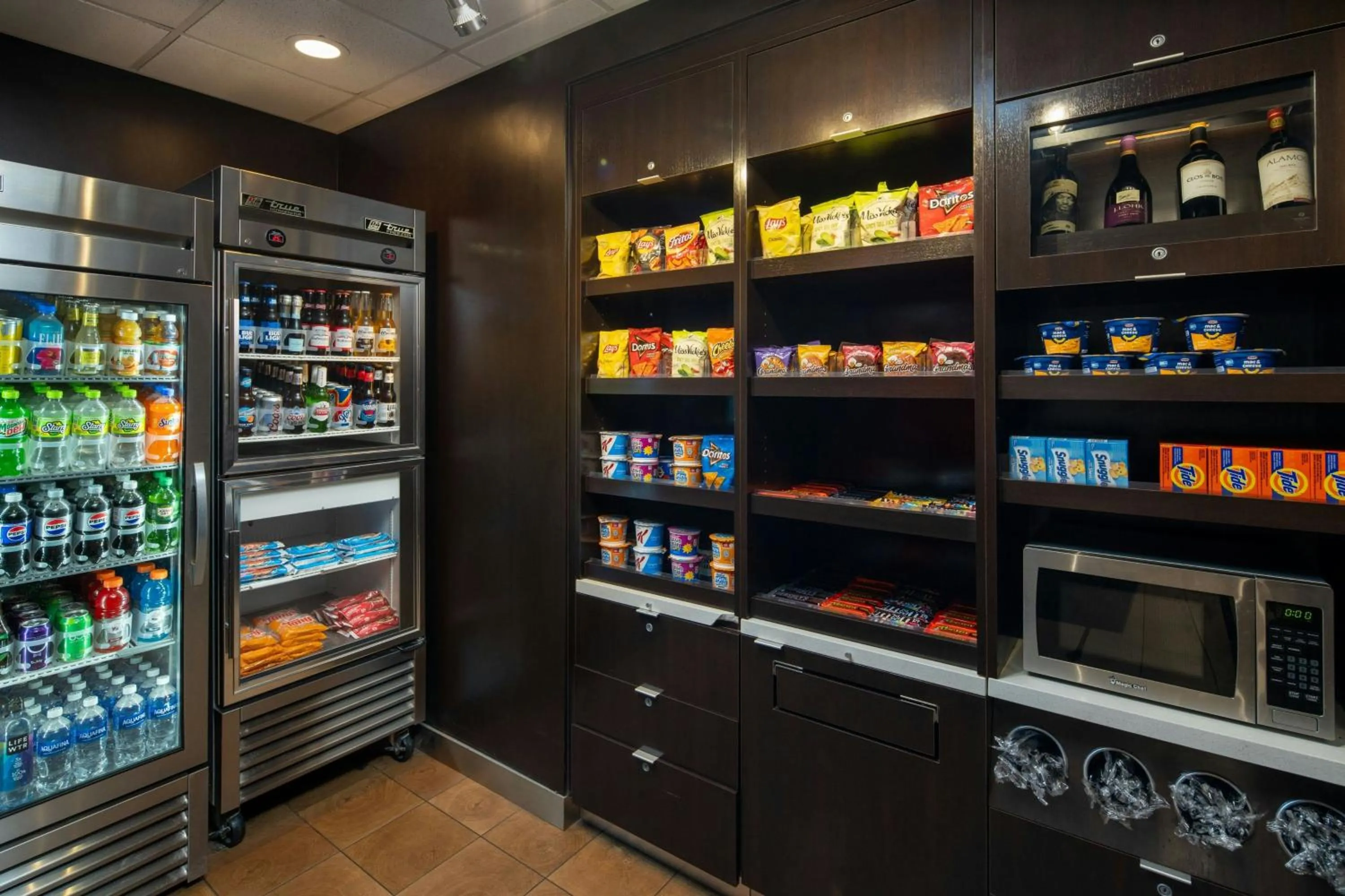 Restaurant/places to eat in Courtyard Gulf Shores Craft Farms