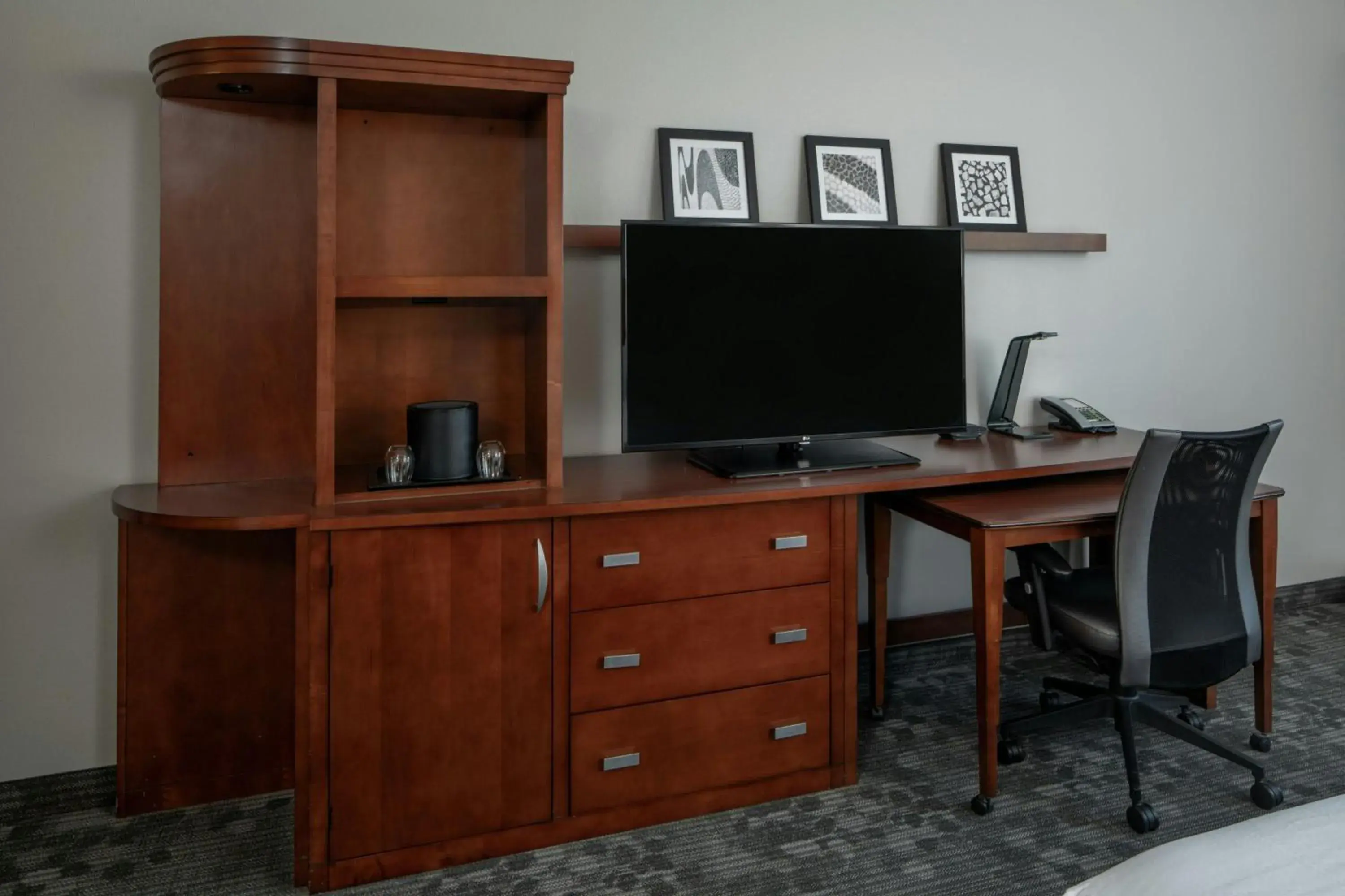 1 King, Guest room, King, Sofa bed, Balcony in Courtyard Gulf Shores Craft Farms 1 King, Guest room, King, Sofa bed, Balcony in Courtyard Gulf Shores Craft Farms