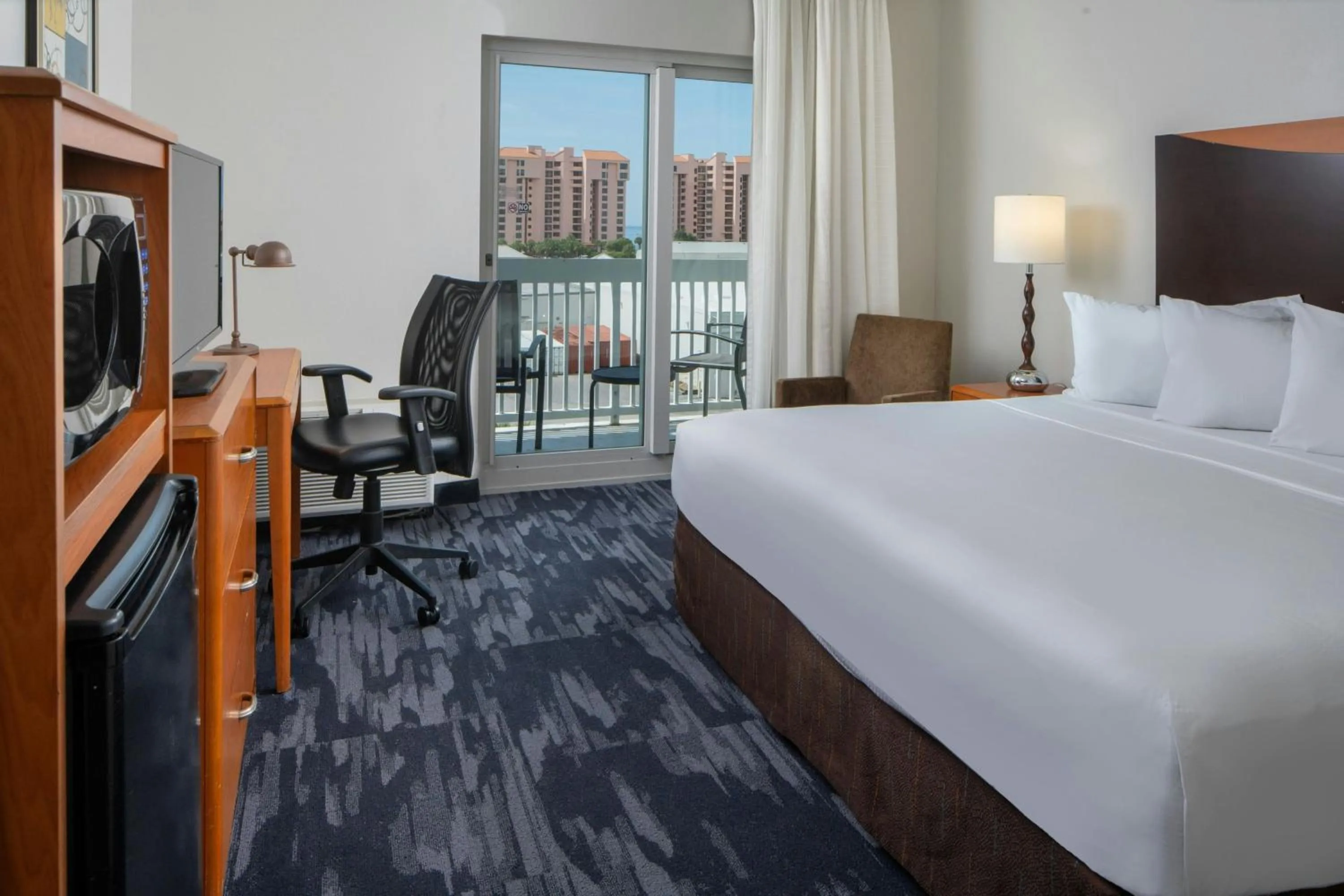 Photo of the whole room, Bed in Fairfield Inn & Suites Orange Beach