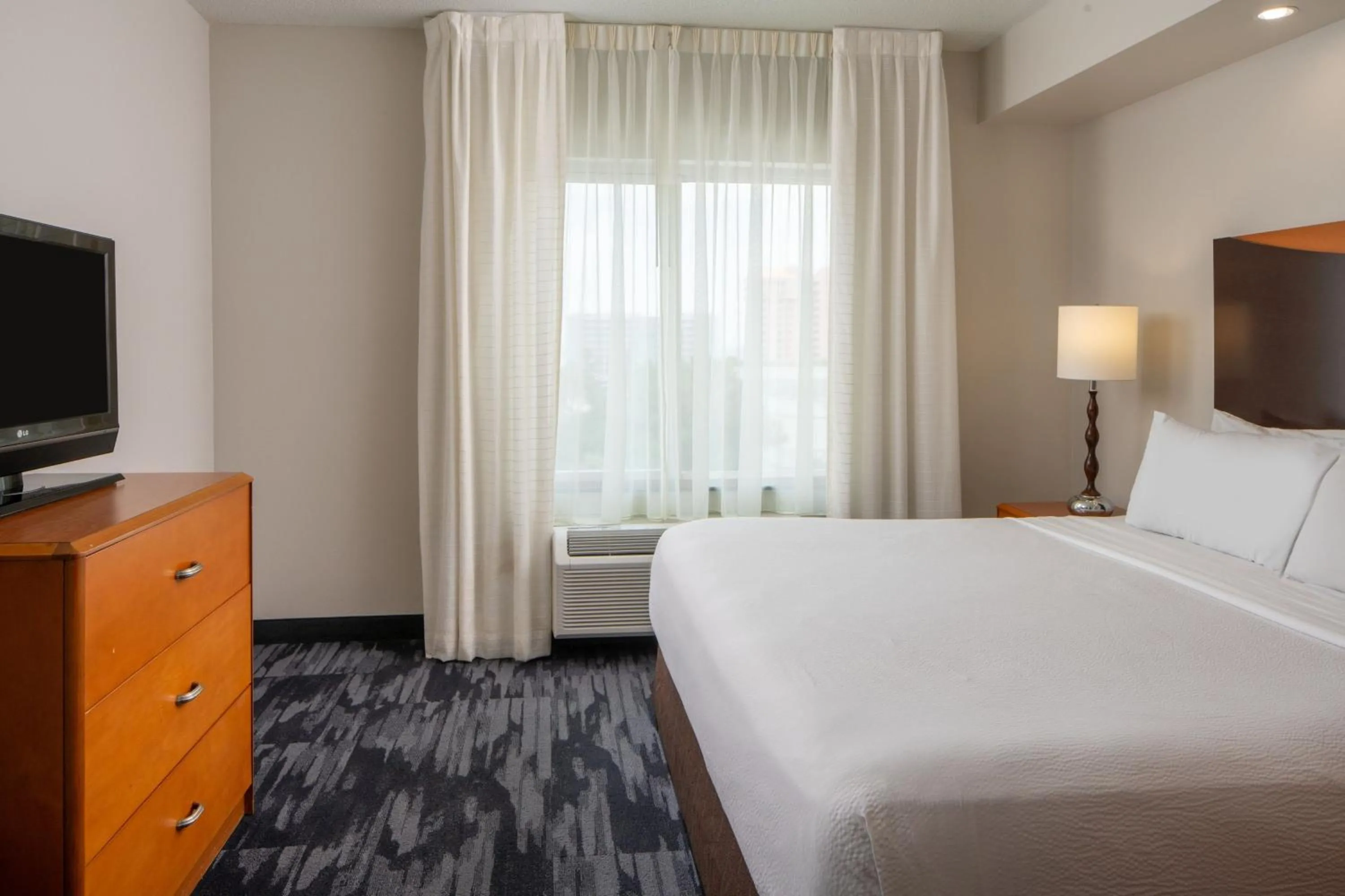 Photo of the whole room, Bed in Fairfield Inn & Suites Orange Beach