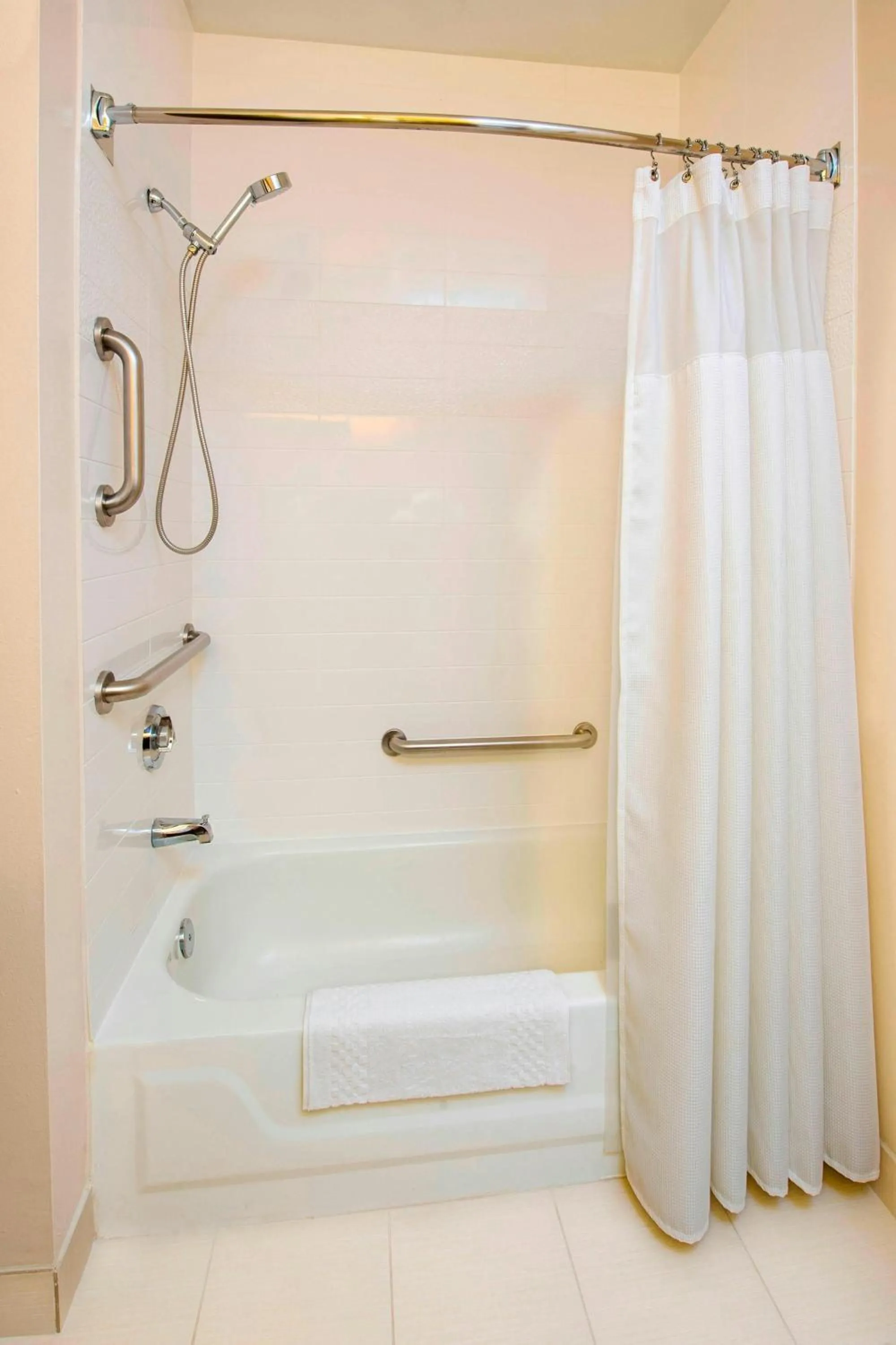 Bathroom in Fairfield Inn by Marriott Pensacola I-10