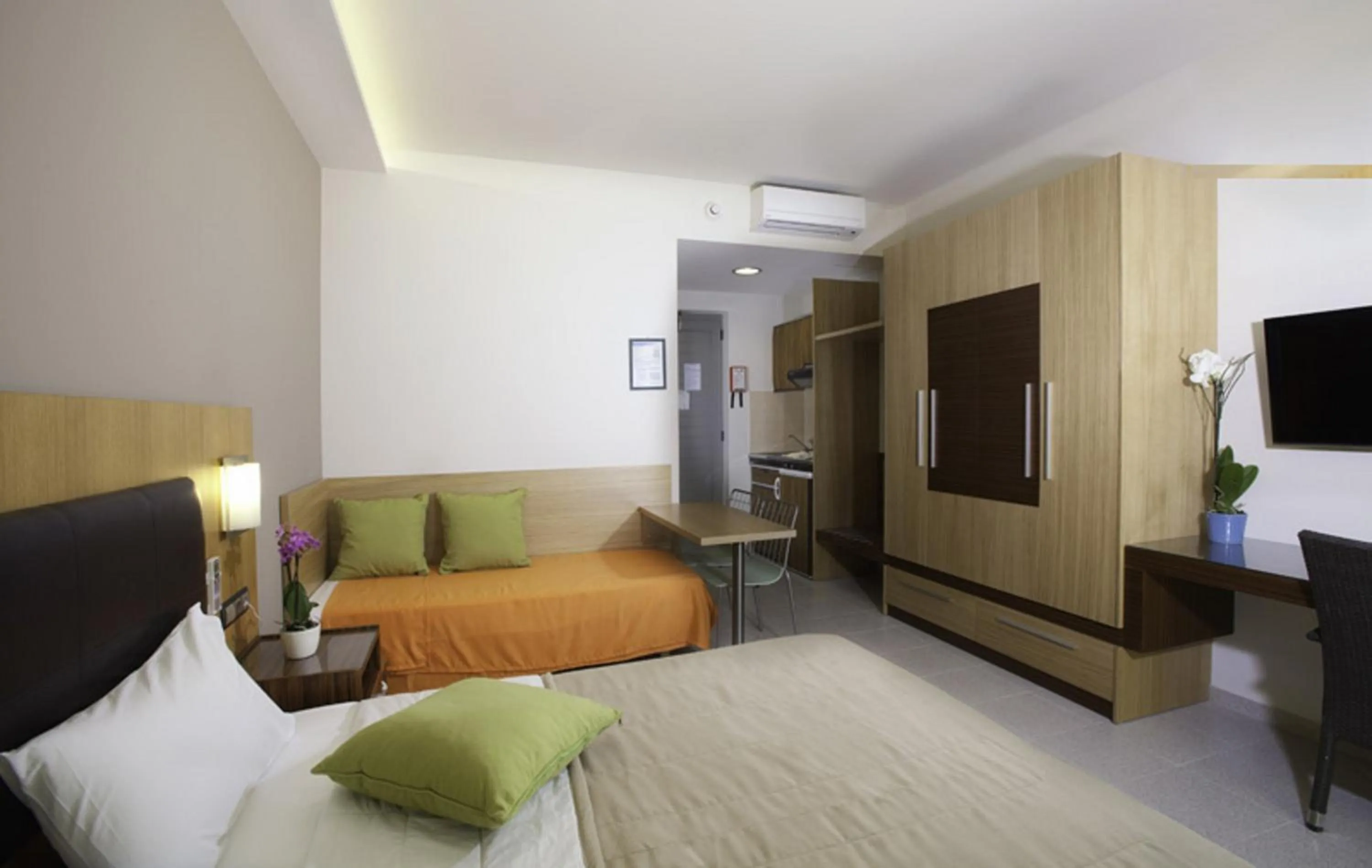 Photo of the whole room, Bed in Pefkos Beach Studios & Apartments