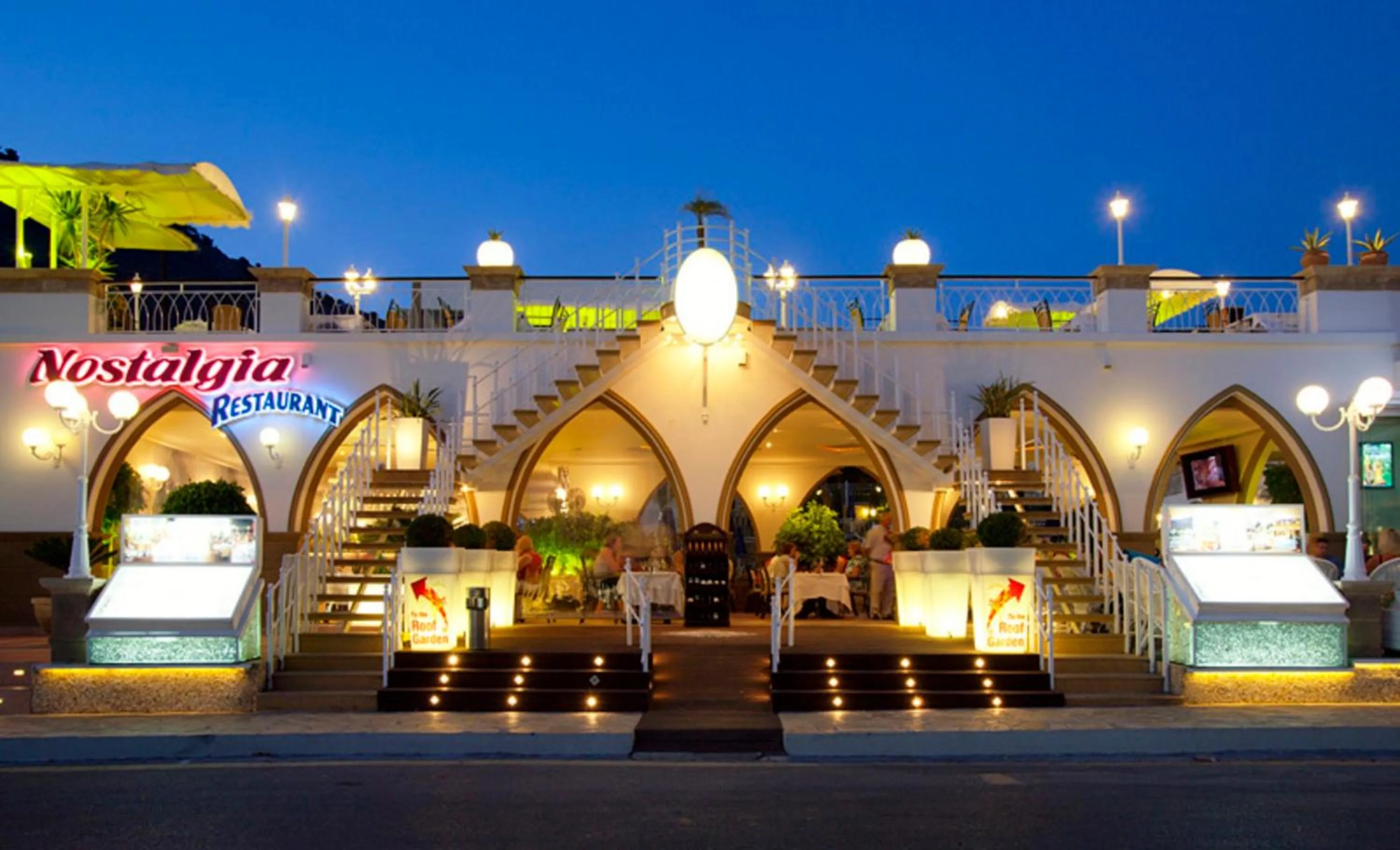 Restaurant/places to eat in Pefkos Beach Studios & Apartments