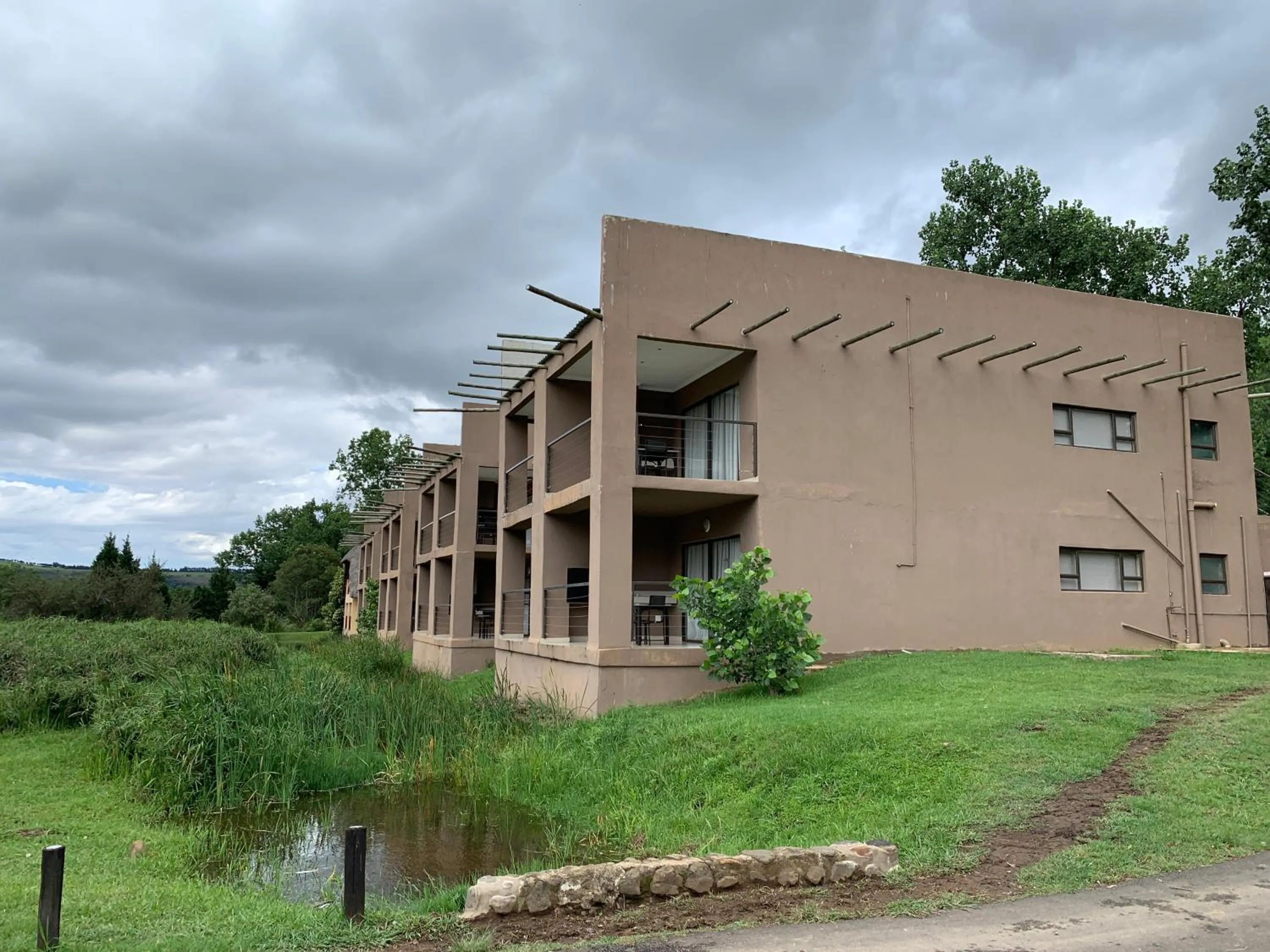 Property building in Dragon Peaks Mountain Resort