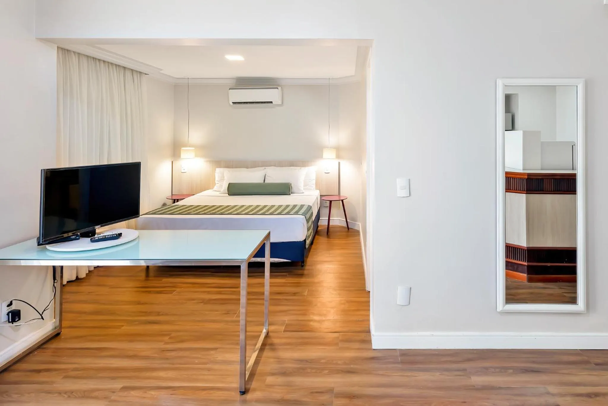 Bed in Blue Tree Garden Bauru