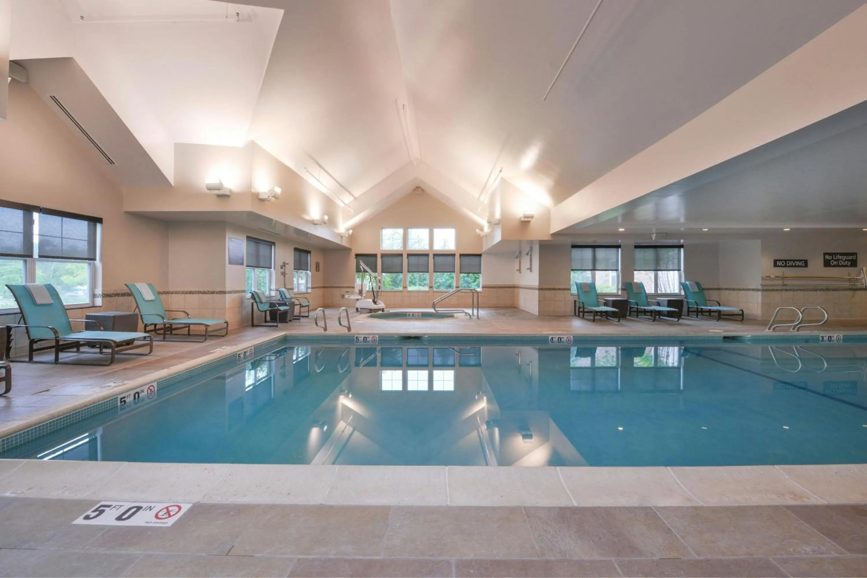 Swimming pool in Residence Inn by Marriott North Conway