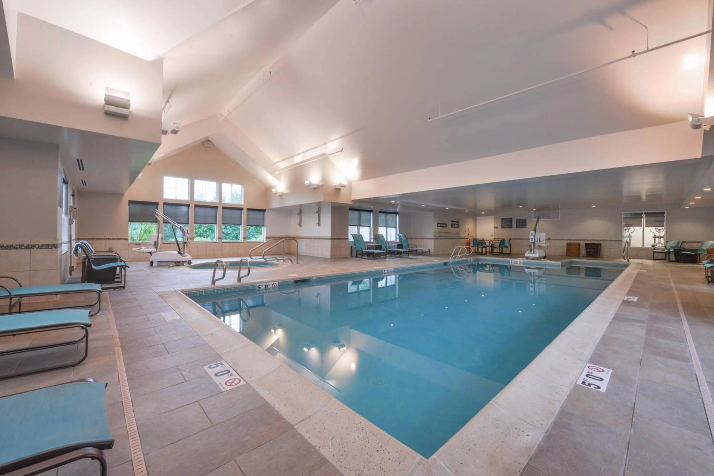 Swimming pool in Residence Inn by Marriott North Conway