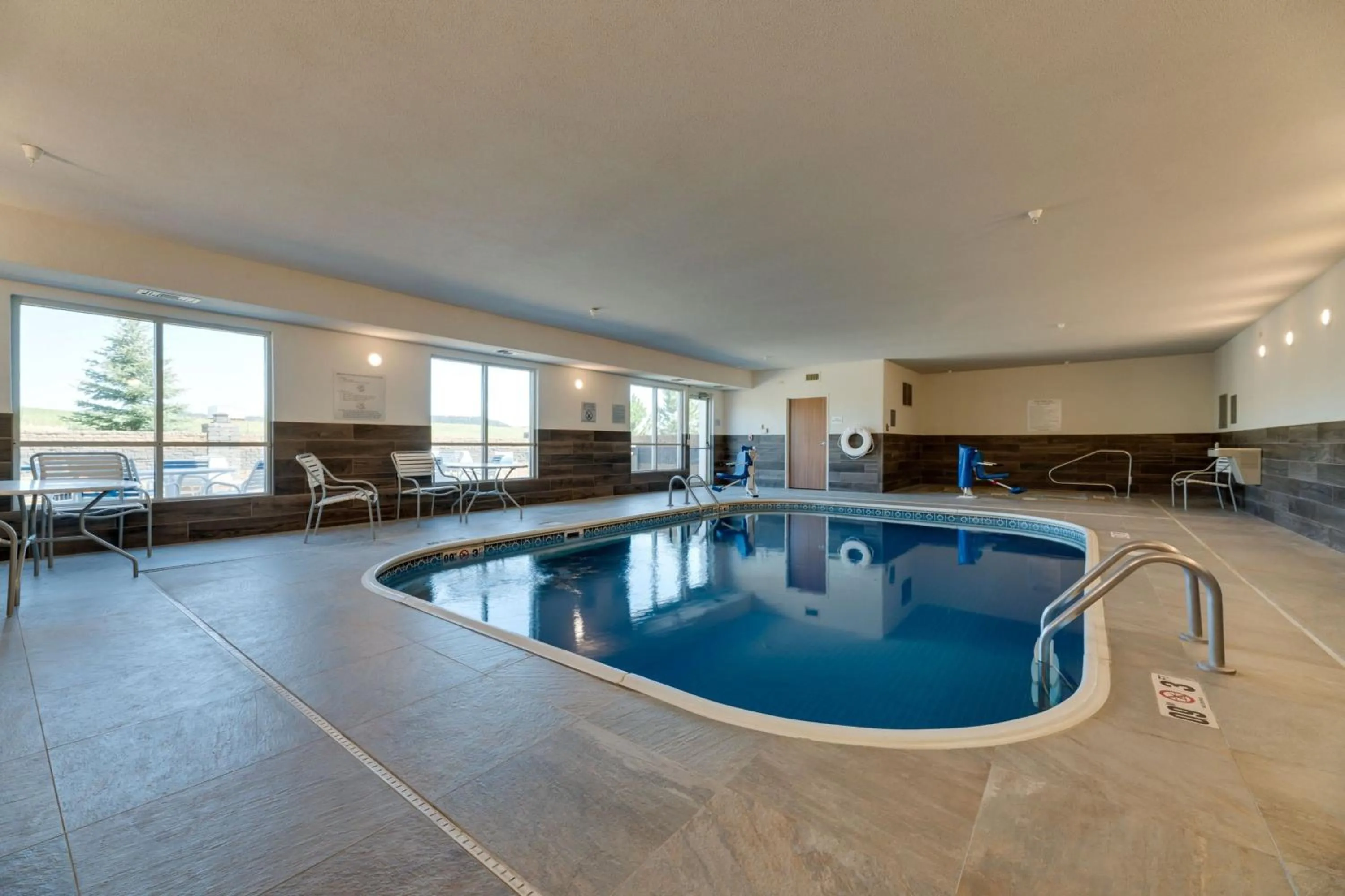 Swimming pool in Fairfield Inn & Suites by Marriott Spearfish