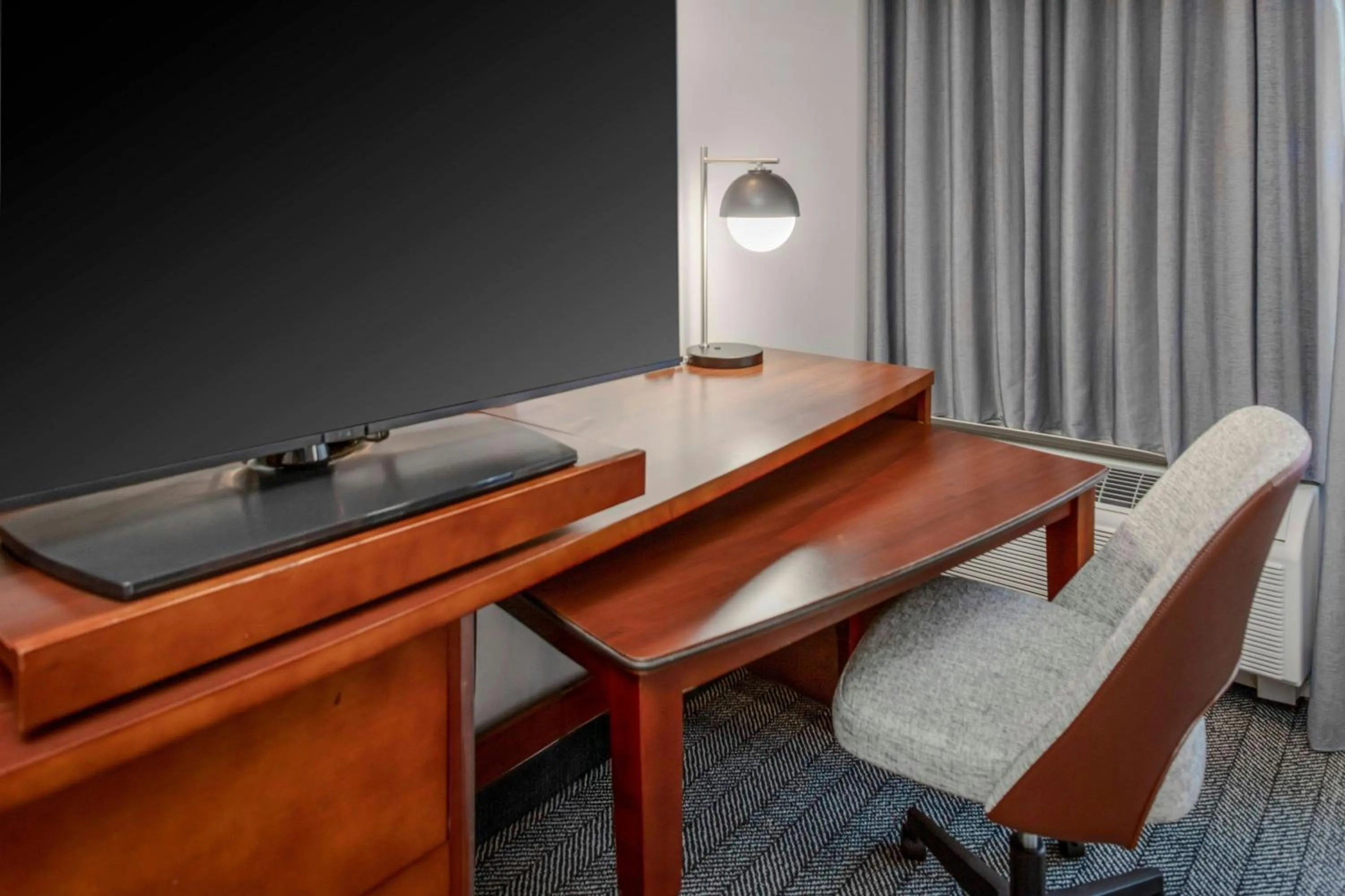 Photo of the whole room in Courtyard Reading Wyomissing