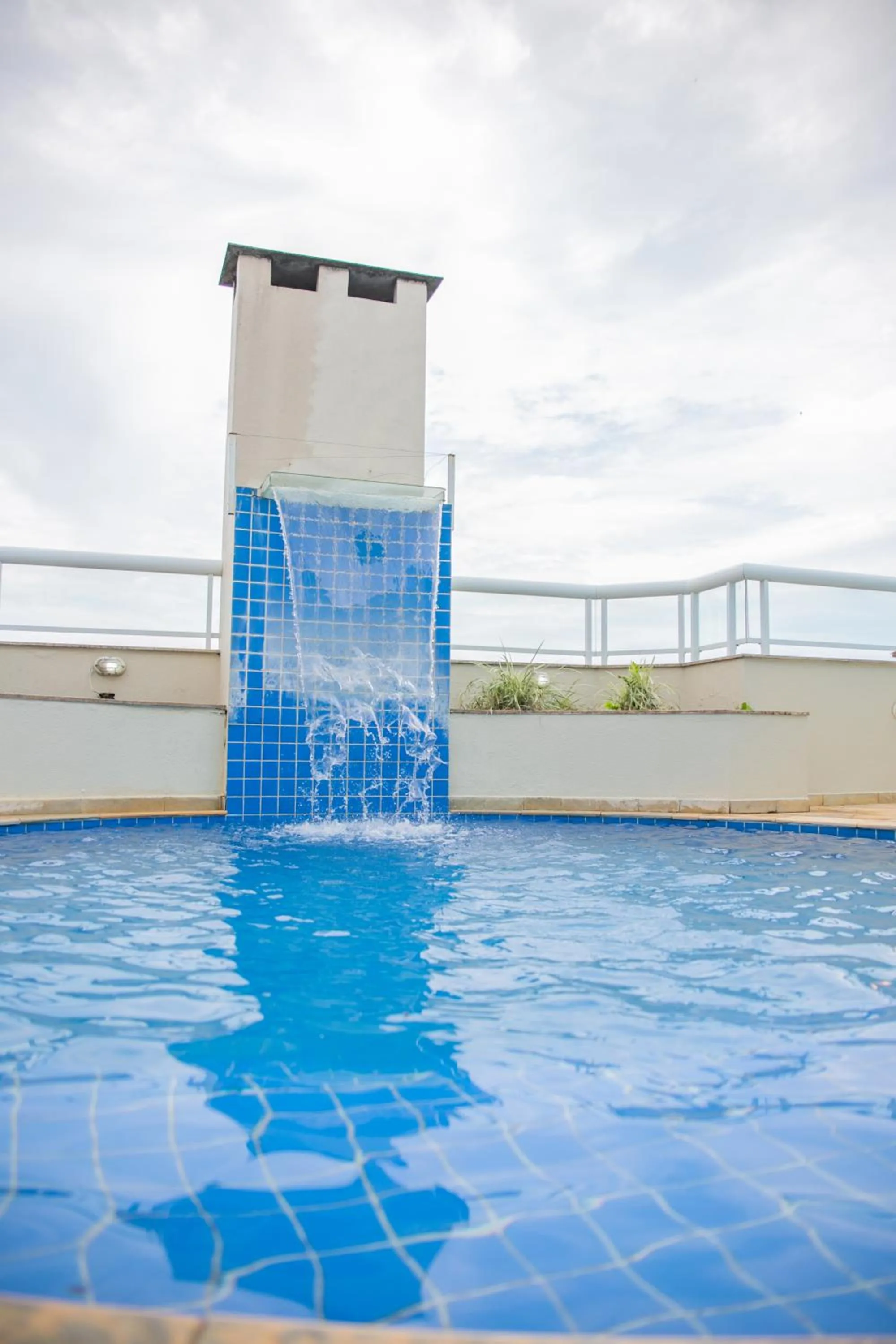 Swimming pool in Paramar Praia Grande