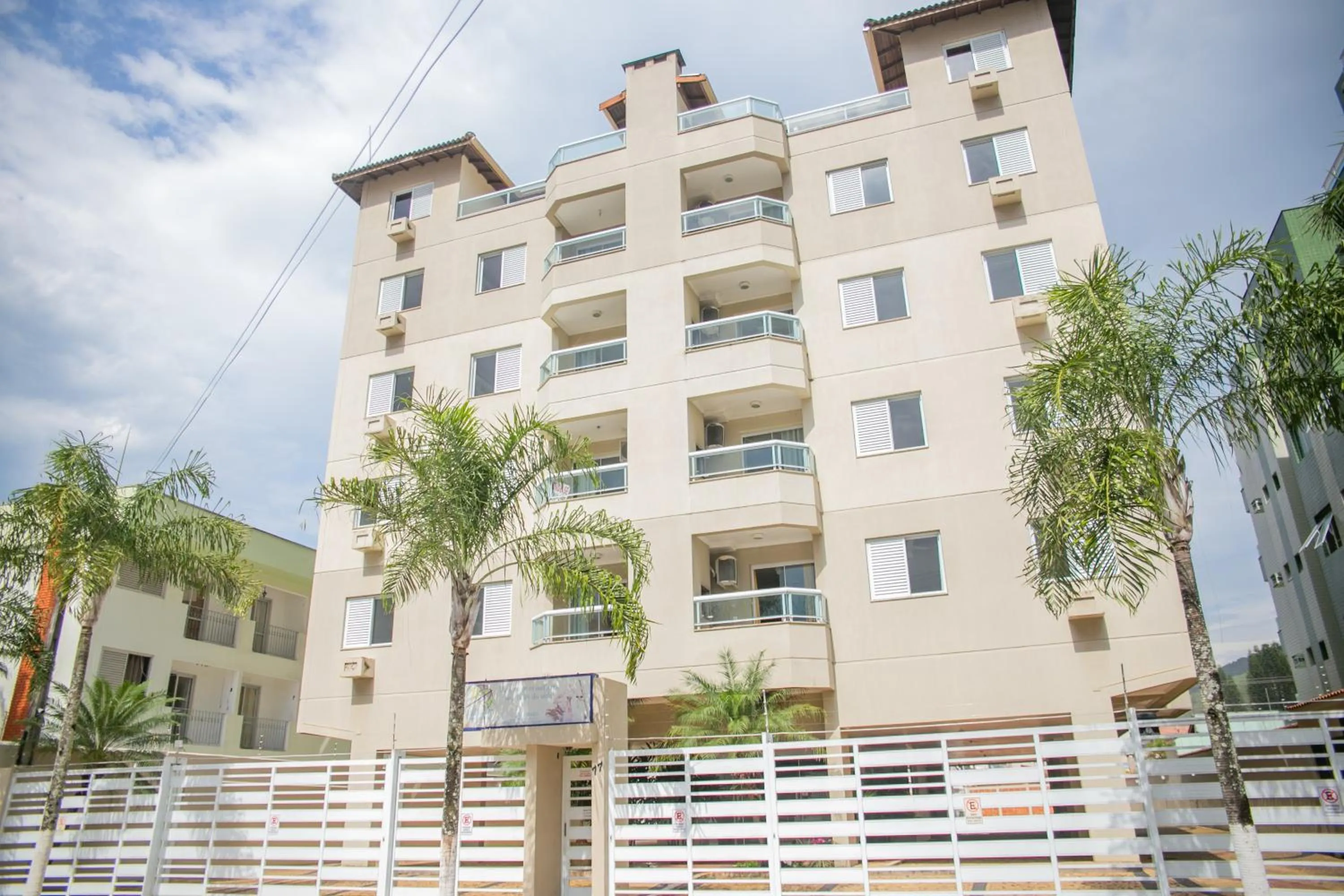 Property building in Paramar Praia Grande