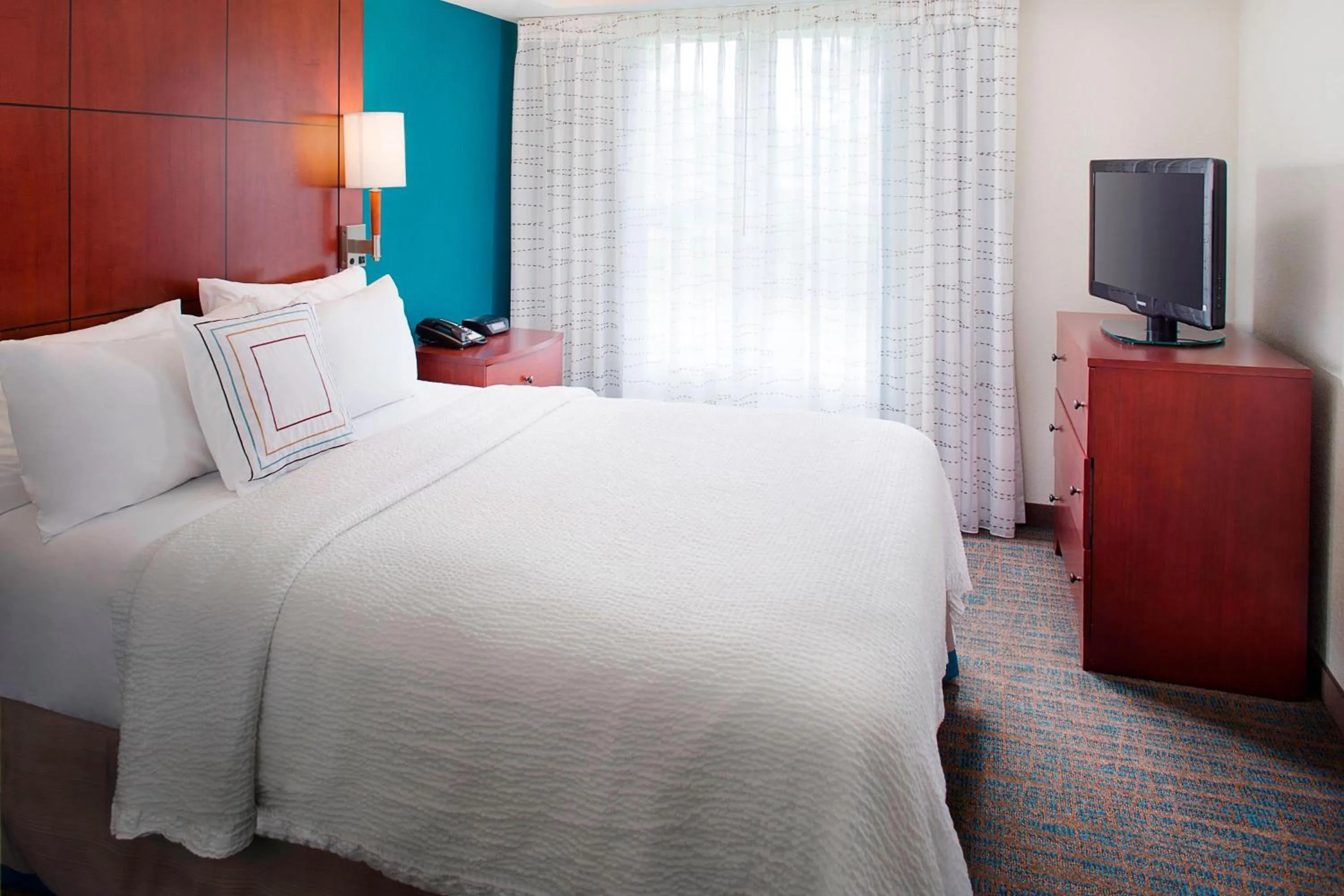 Bedroom, Bed in Residence Inn by Marriott Roanoke Airport