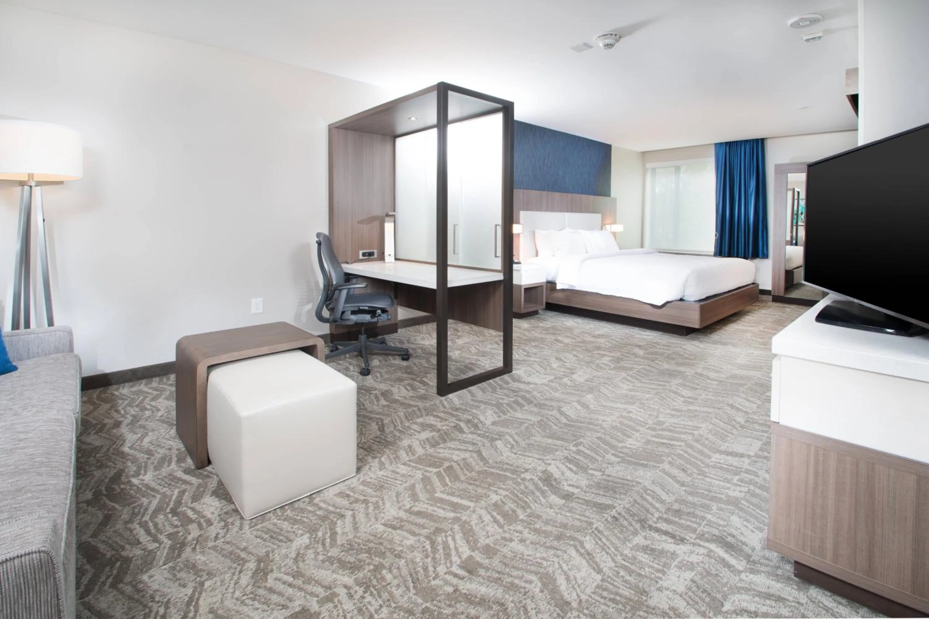 Photo of the whole room, Bed in SpringHill Suites by Marriott Fayetteville Fort Bragg