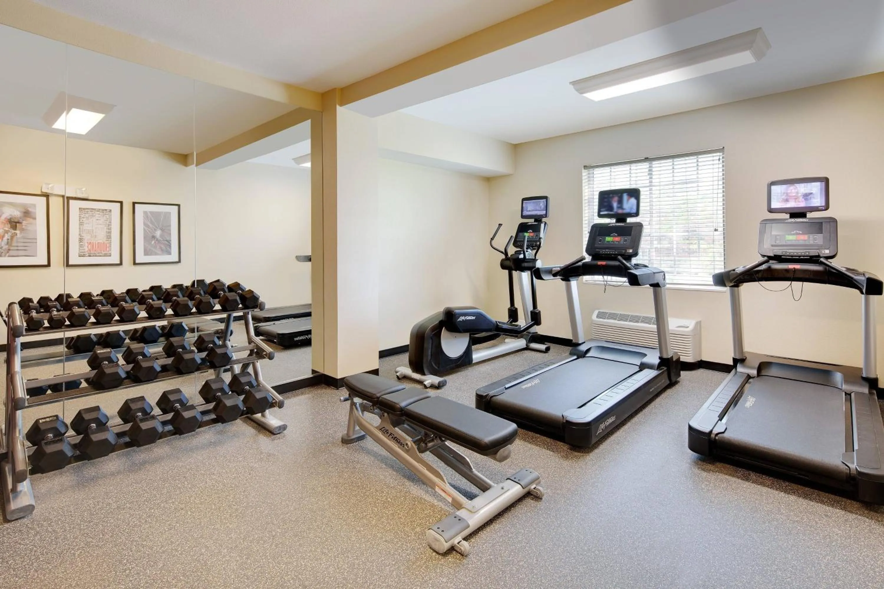 Fitness centre/facilities in TownePlace Suites by Marriott Bentonville Rogers