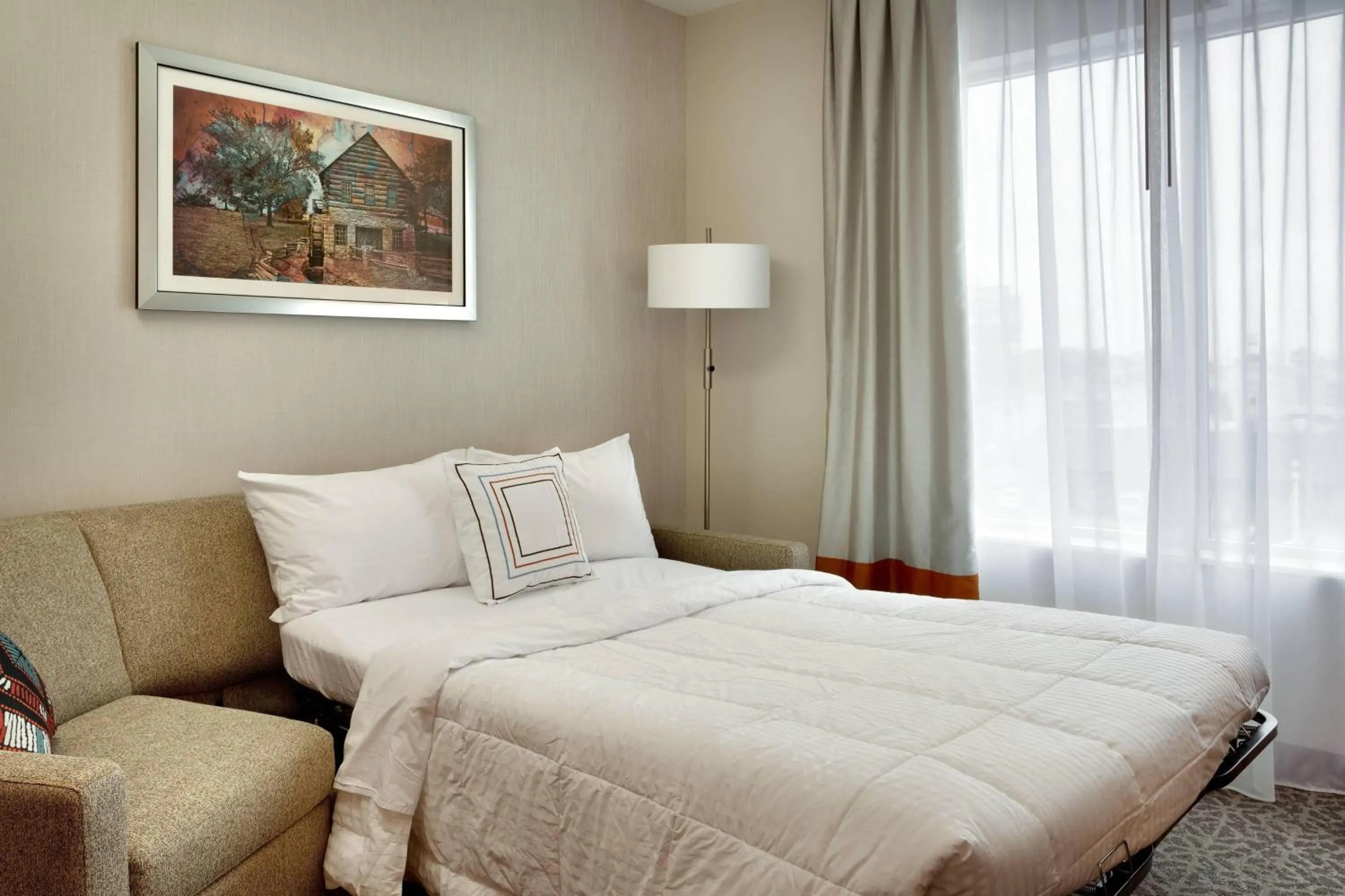 Bedroom, Bed in Fairfield Inn & Suites by Marriott Springfield North